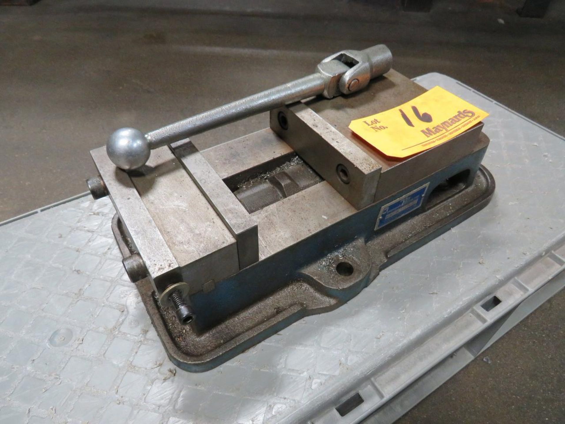 KURT 6" PRECISION MACHINE VISE - Image 7 of 7