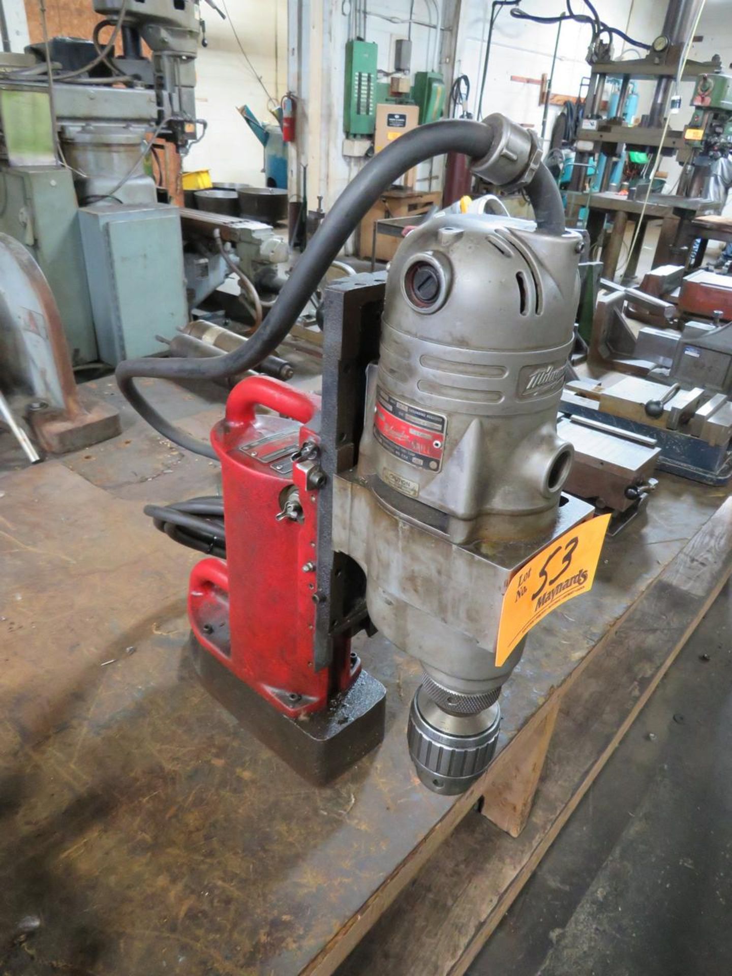 MILWAUKEE CAT #4297-1 1-1/4" CAPACITY MAGNETIC BASE DRILL - Image 2 of 7