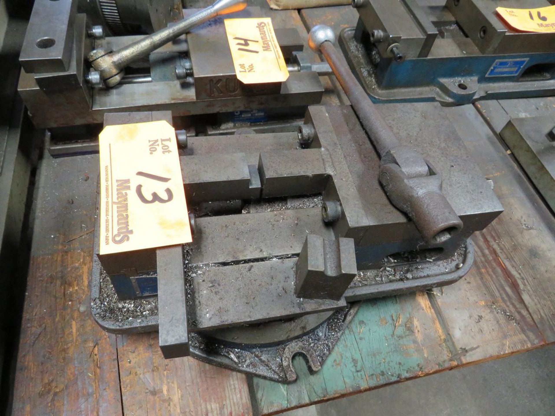 ERON LT60 6" LOCK TIGHT VISE - Image 2 of 4