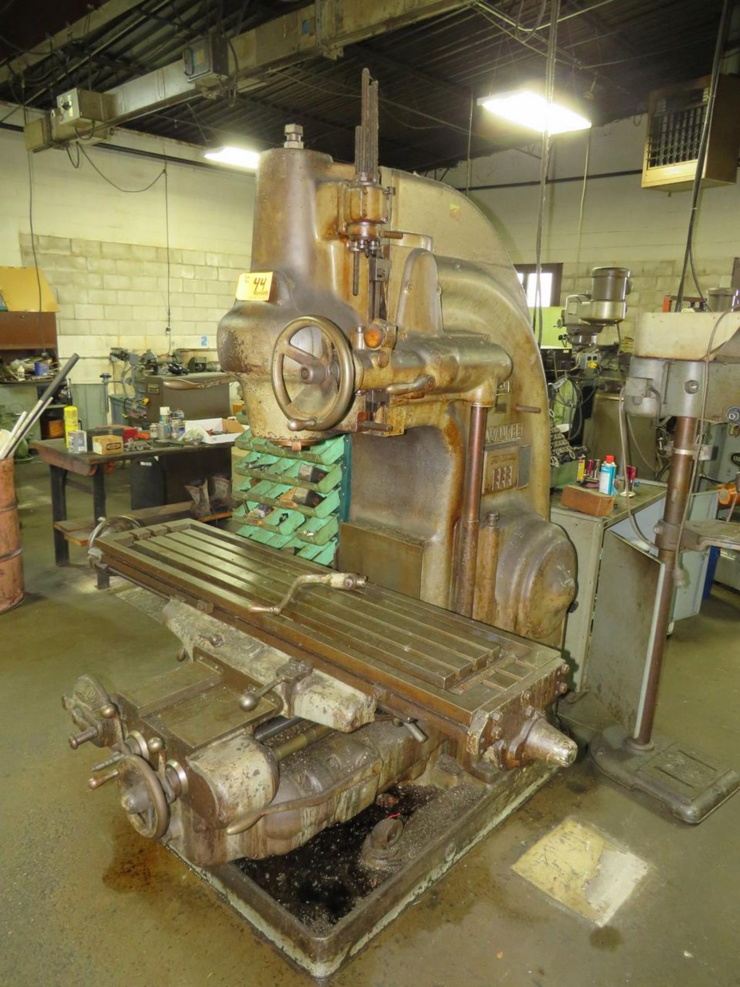 MILWAUKEE #3 VERTICAL VERTICAL PRODUCTION TYPE MILLING MACHINE, - Image 7 of 12