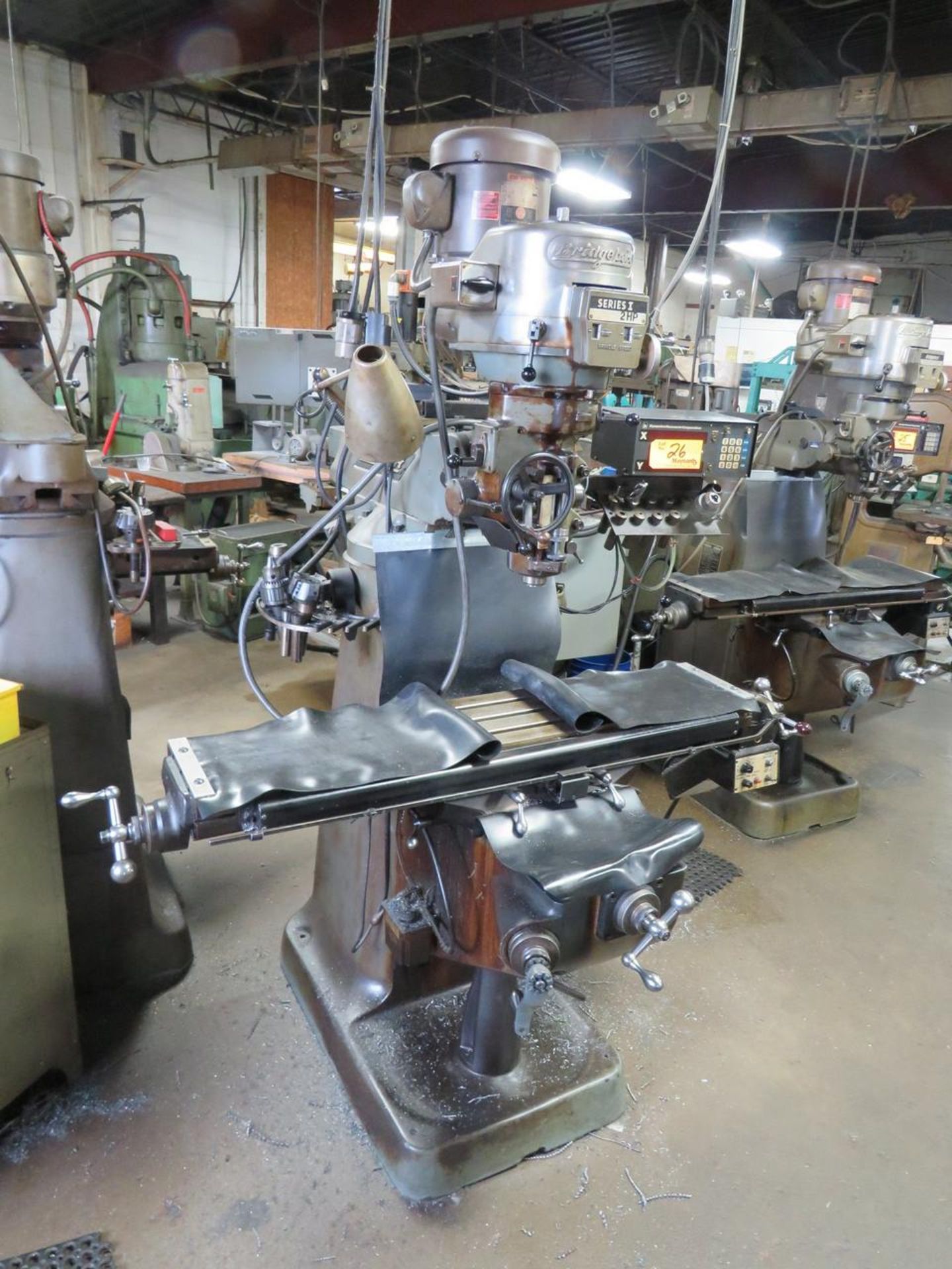 1984 BRIDGEPORT SERIES 1 2-HP VARIBLE SPEED VERTICAL MILLING MACHINE,