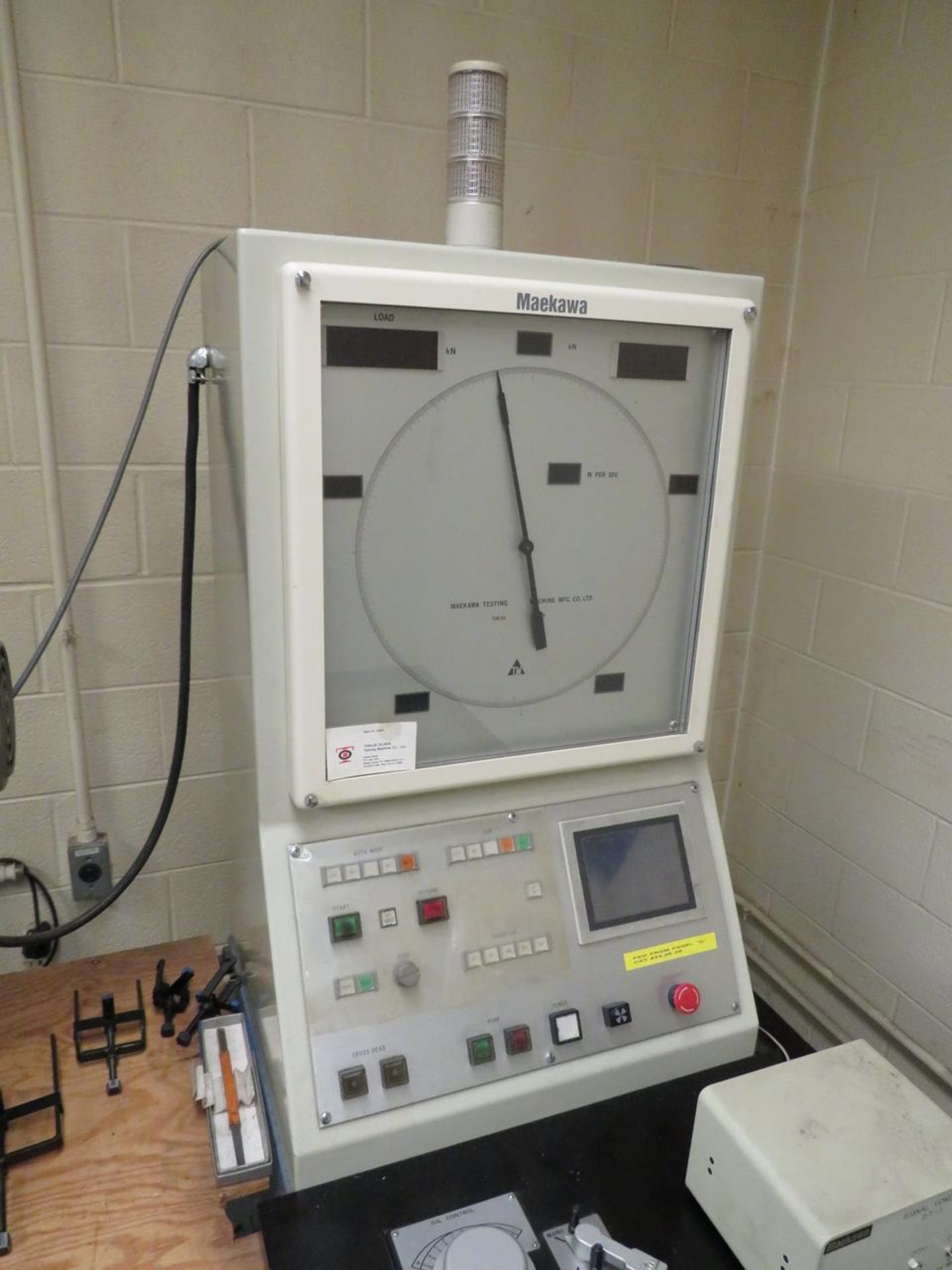 Maekawa MRA-50-F2 300 kN Tensile Testing Machine - Image 5 of 15