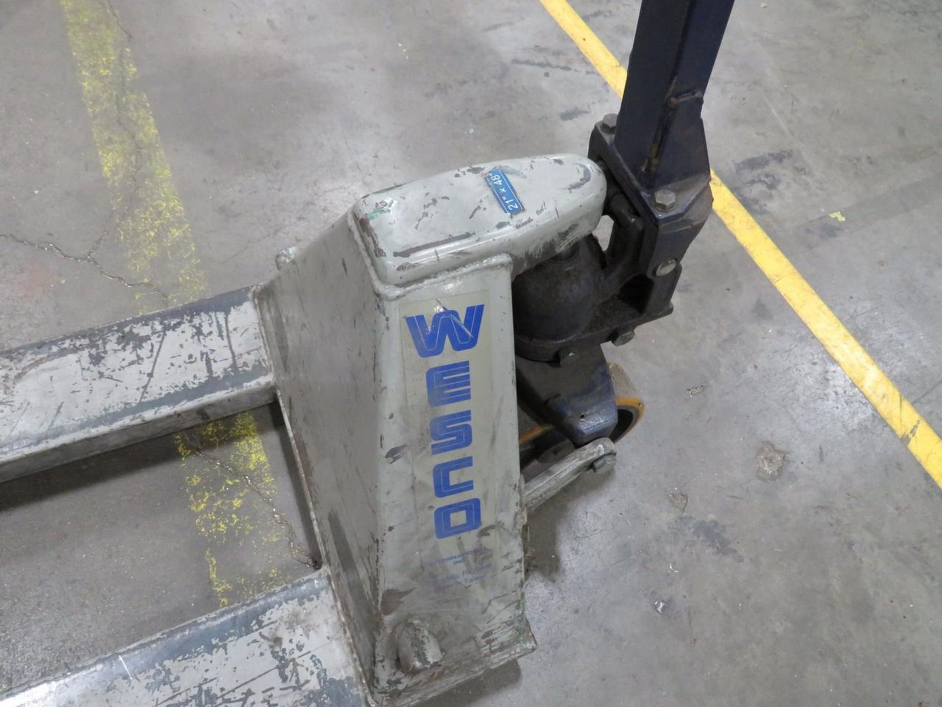 Wesco 272148 5,500 Lb Capacity Pallet Jack - Image 3 of 5