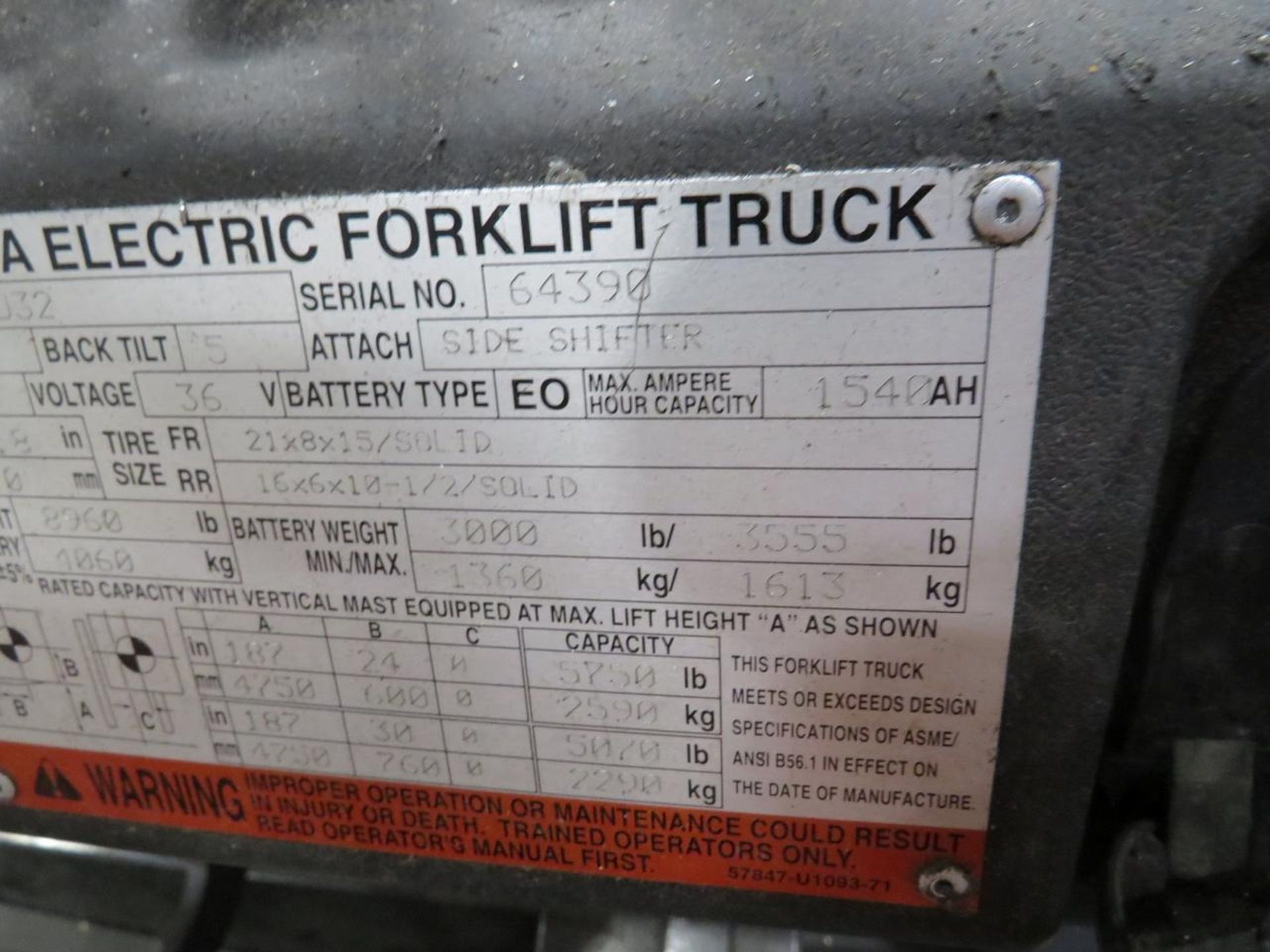 Toyota 7FBCU32 5,750 Lb Capacity Electric Forklift - Image 13 of 21