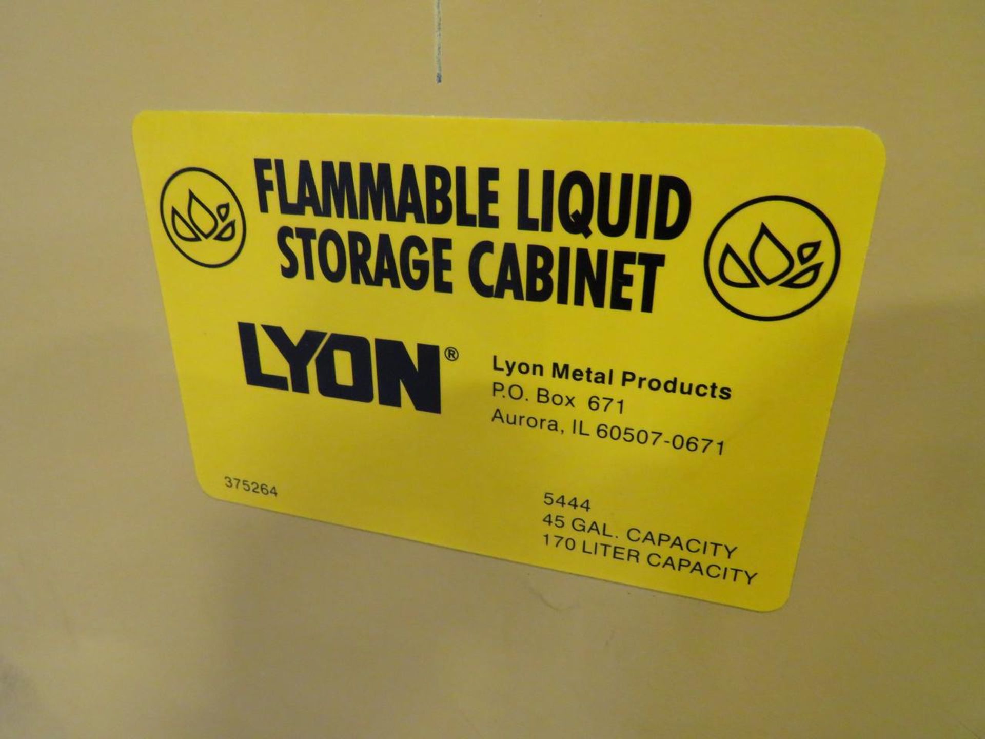 Lyon 5444 45 Gallon Flammable Liquids Storage Cabinet - Image 3 of 5