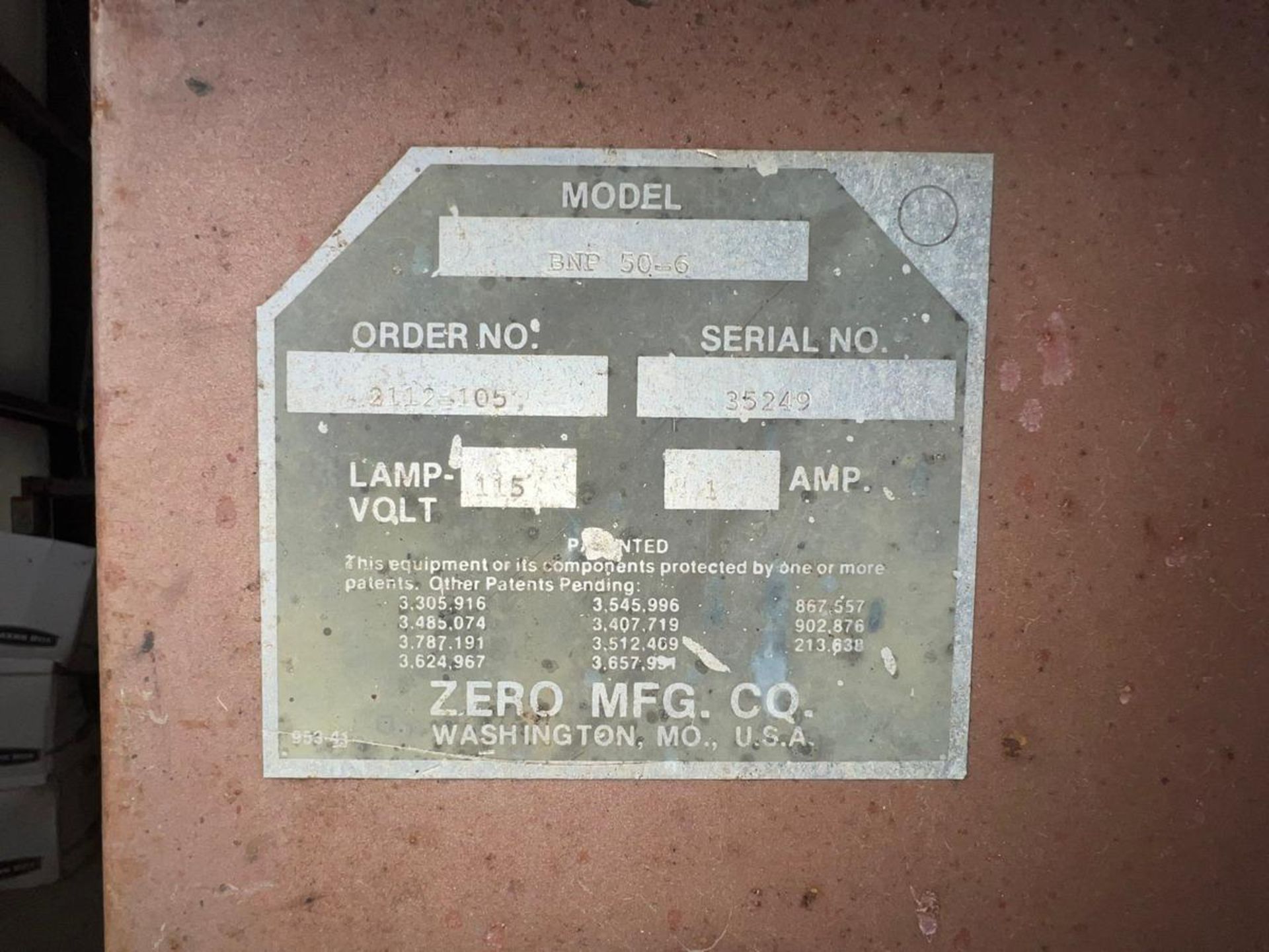 Zero BNP 50-6 26'' w x 42'' L dry Blast Cabinet - Image 6 of 6