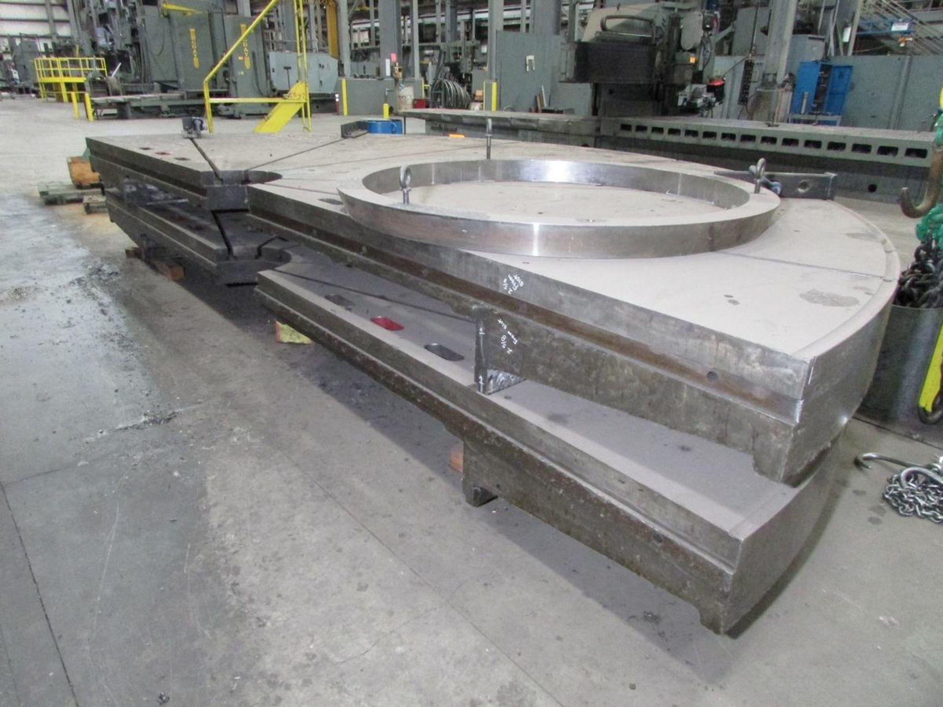 18' Diameter Table for VTL (Was Being Used w/ Lot 191) - Image 3 of 3