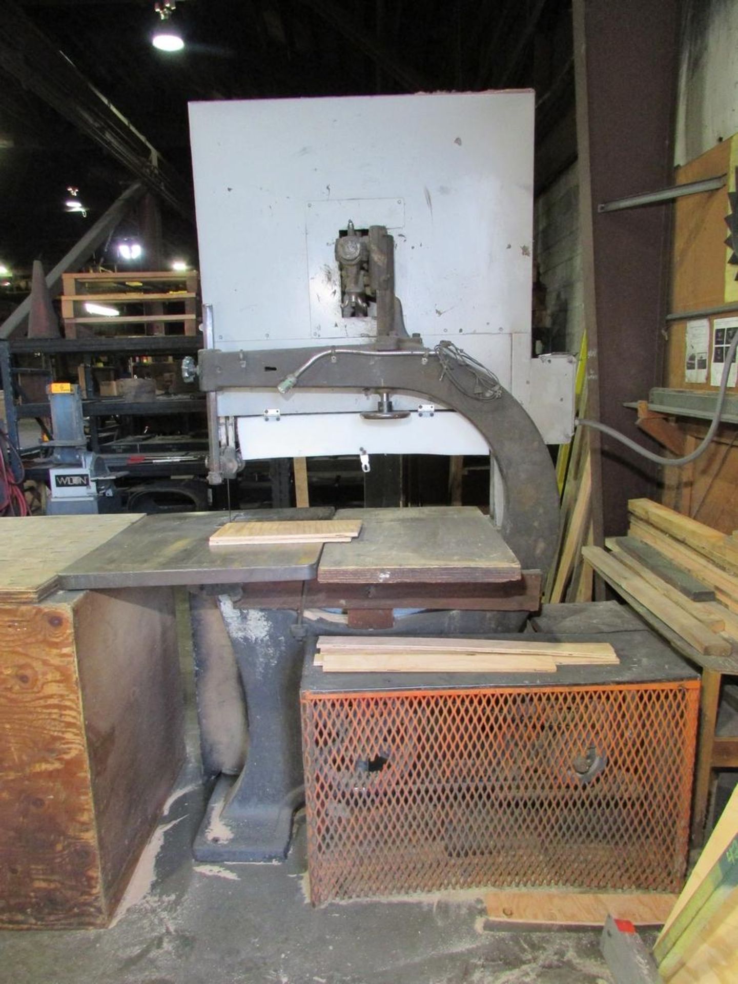 36" Vertical Bandsaw [Late Delivery] - Image 5 of 7