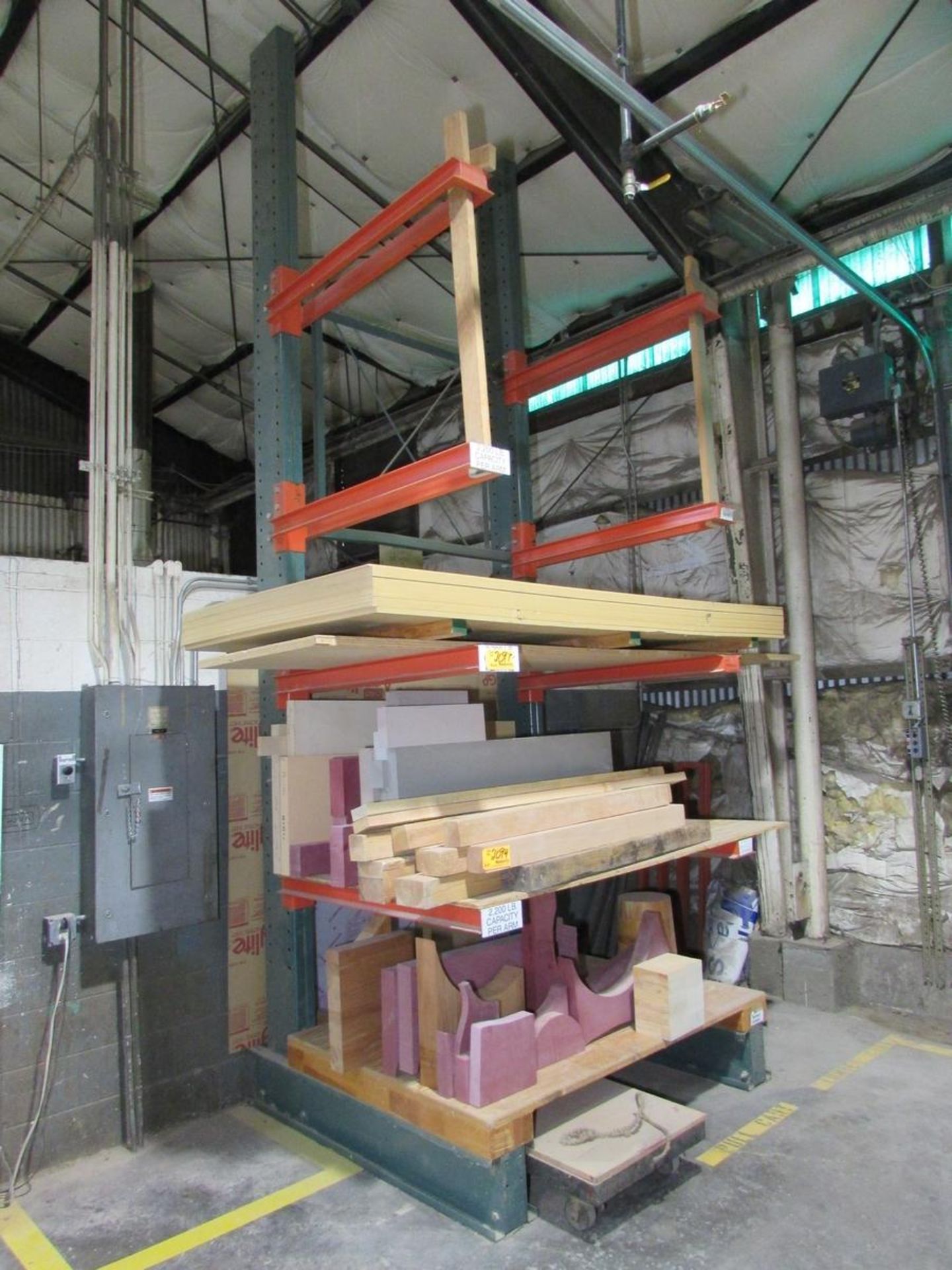 Cantilever Racking - Image 2 of 2