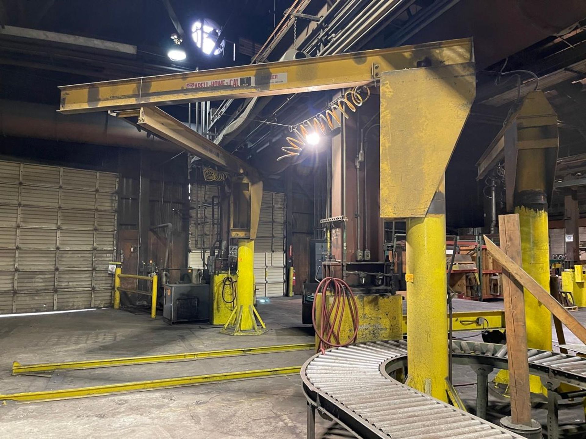 Abell Howe 1-Ton Free Standing Jib Crane - Image 2 of 2