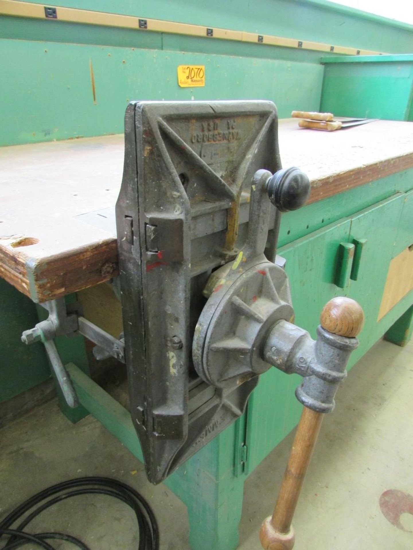 7.5" x 18" Workshop Vise - Image 4 of 6