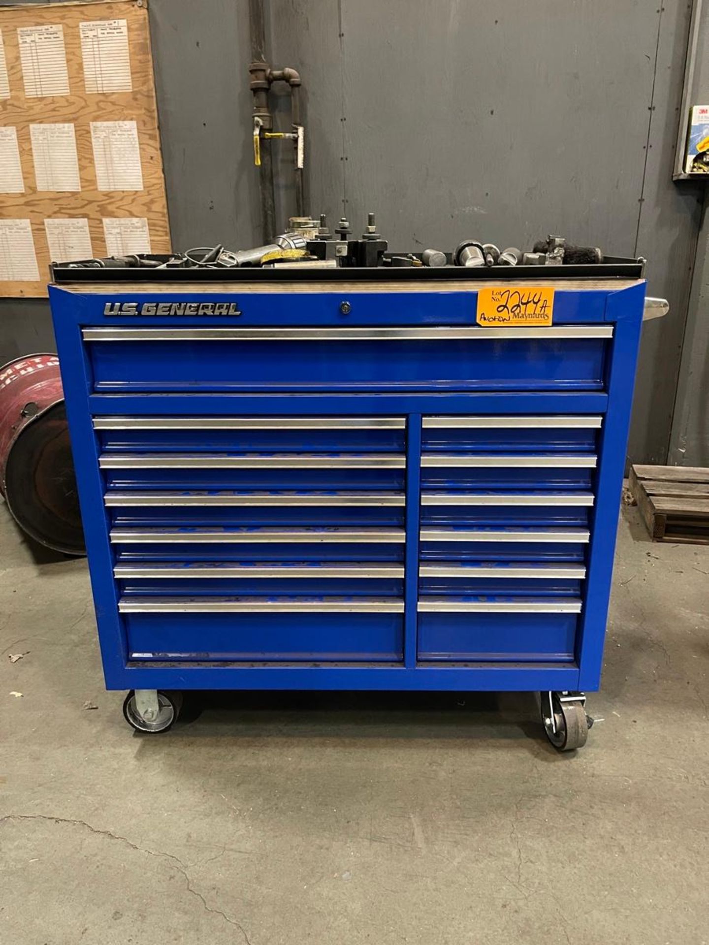 US General 42" 13-Drawer Rolling Toolbox