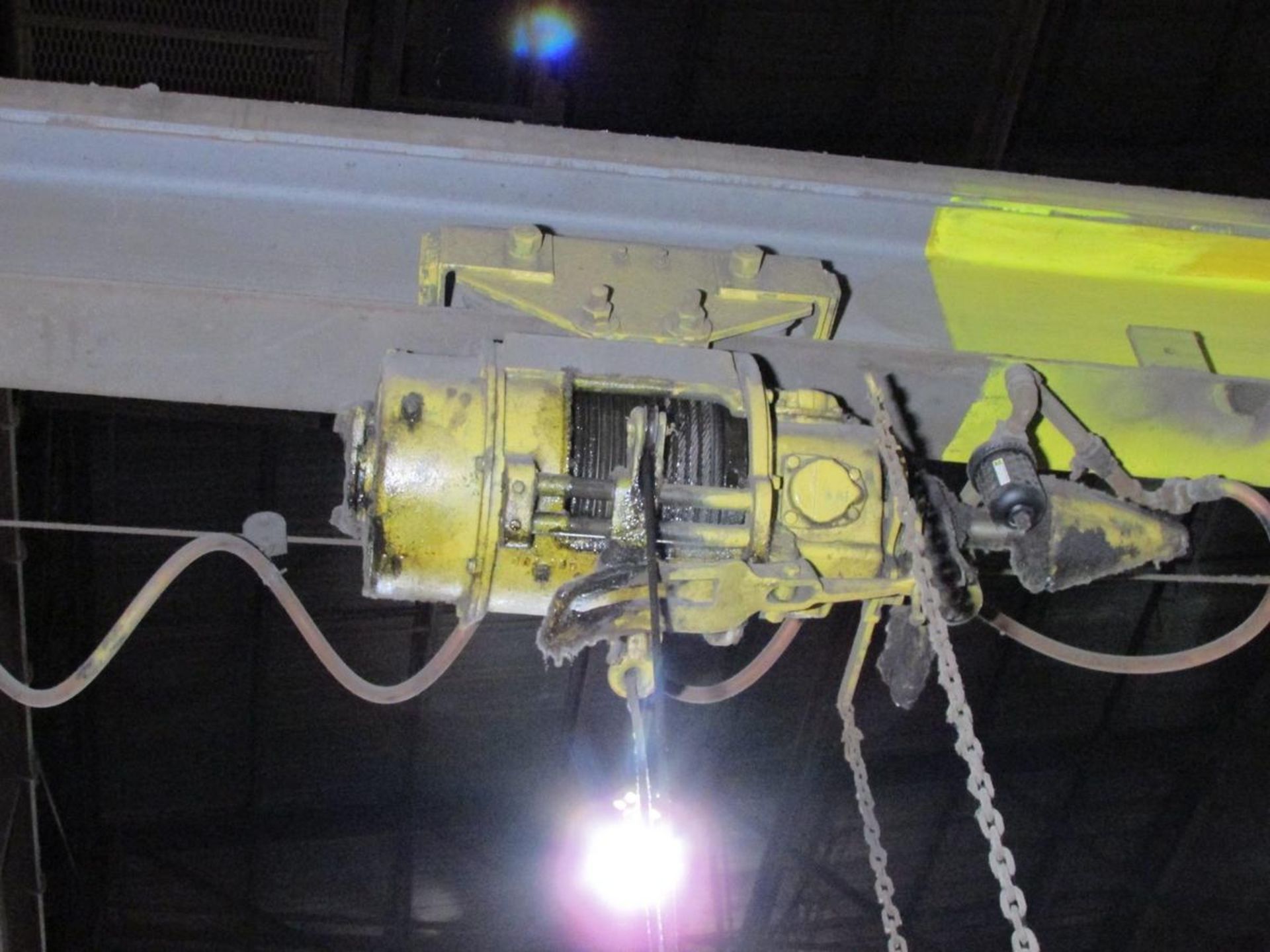 Pneumatic 4000 lb. Braided Cable Hoist - Image 4 of 4