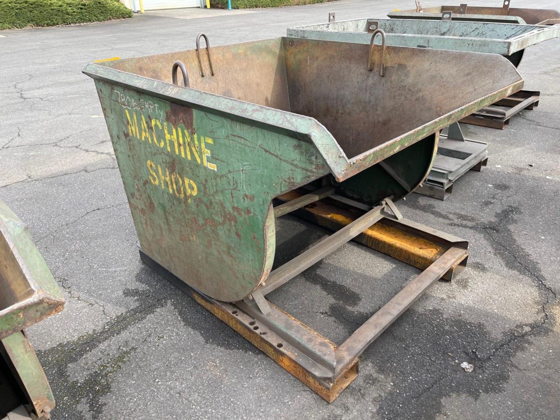 Equipment Fabricating Corp Self Dumping Hopper - Image 4 of 4