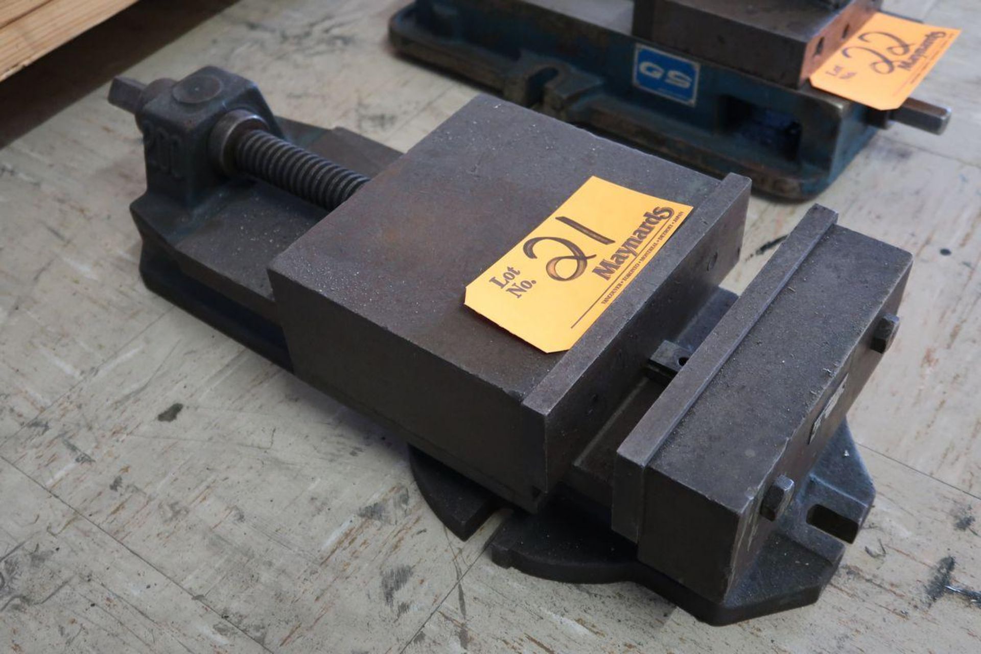 Yuasa 8" Machine Vise