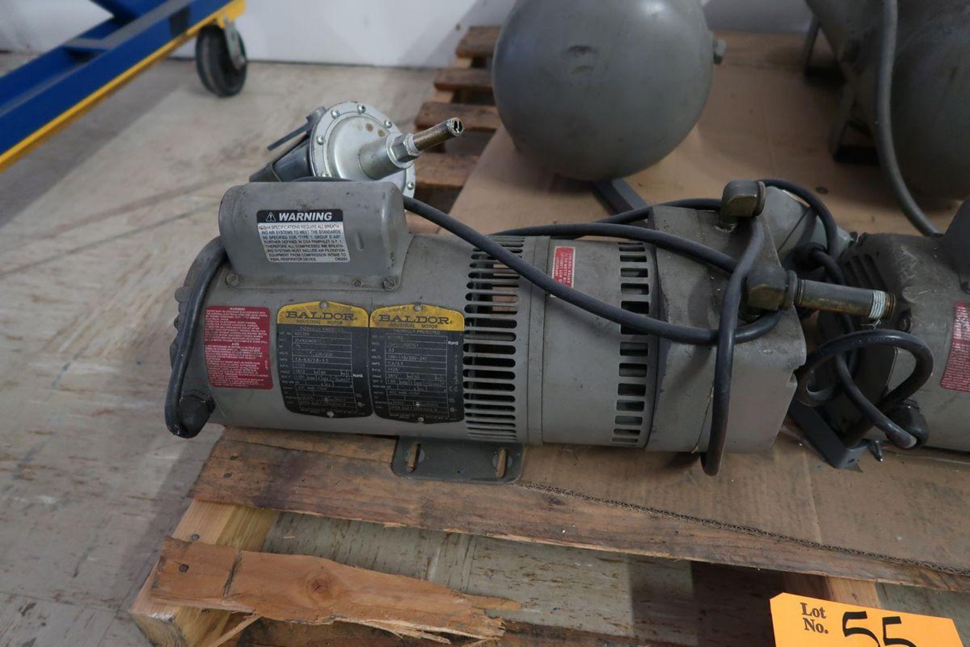 Welch Vacuum Technologies 8170B-30 3/4 HP Vacuum Pumps - Image 2 of 6