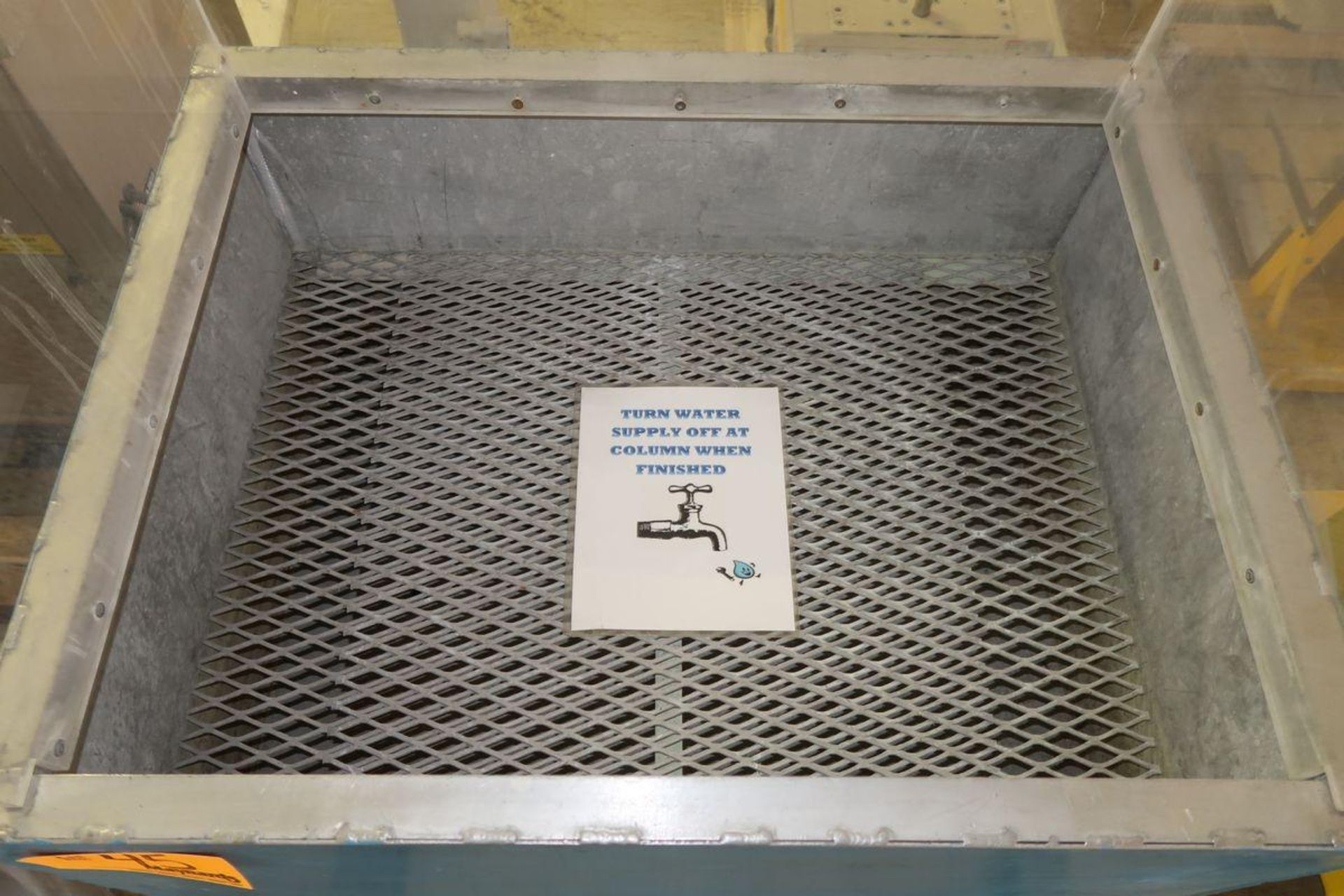 Mobile Aluminum Spray Basin - Image 2 of 2