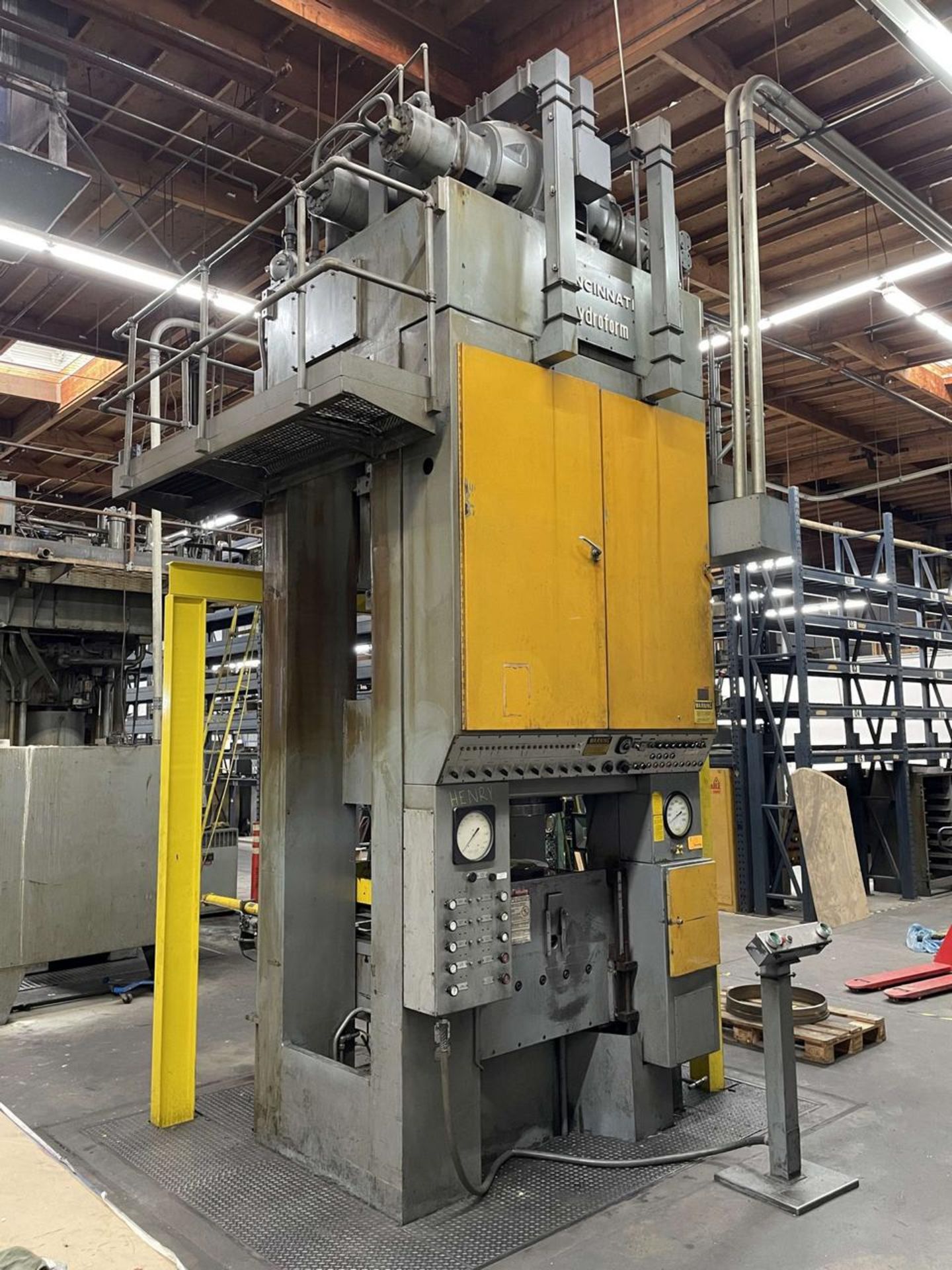 Cincinnati Hydroform 25" High-Speed Hydraulic Forming Press