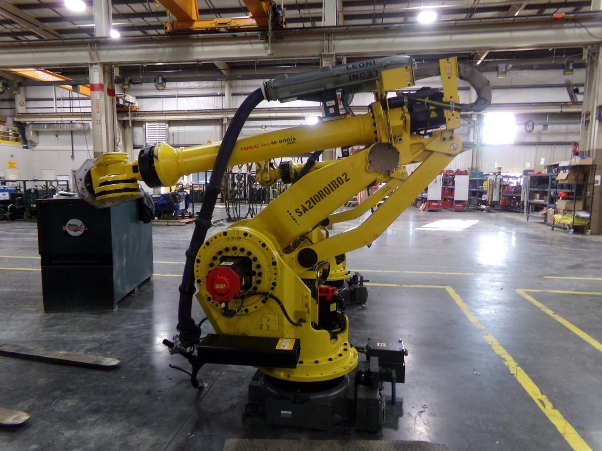 2011 Fanuc M900iA - 260L Robot