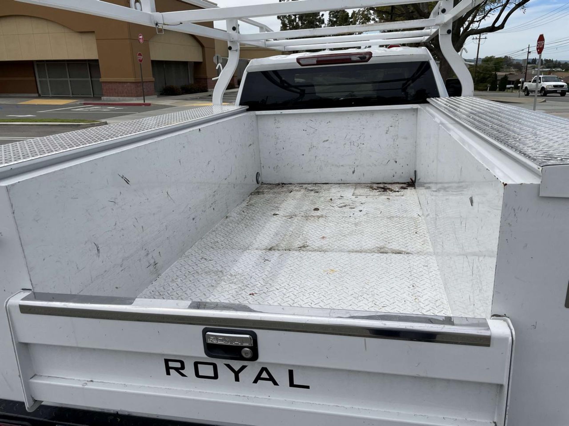 2022 Chevrolet Silverado 2500 HD Crew Cab 4x2 Service Truck - Image 13 of 24