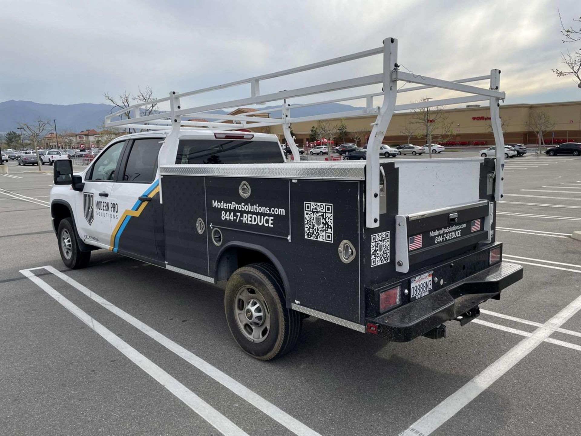 2022 Chevrolet Silverado 2500 HD Crew Cab 4x2 Service Truck - Image 4 of 24