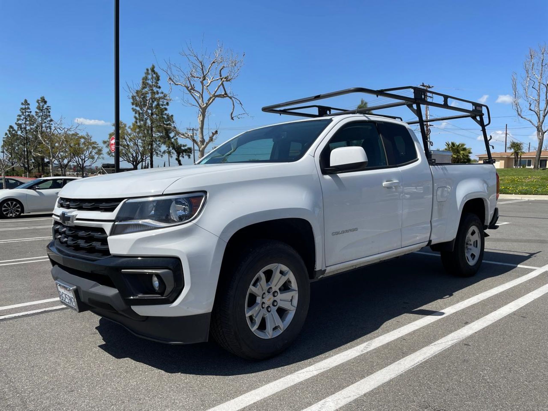 2022 Chevrolet Colorado LT Extended Cab 4x2 Pickup Truck - Image 2 of 23