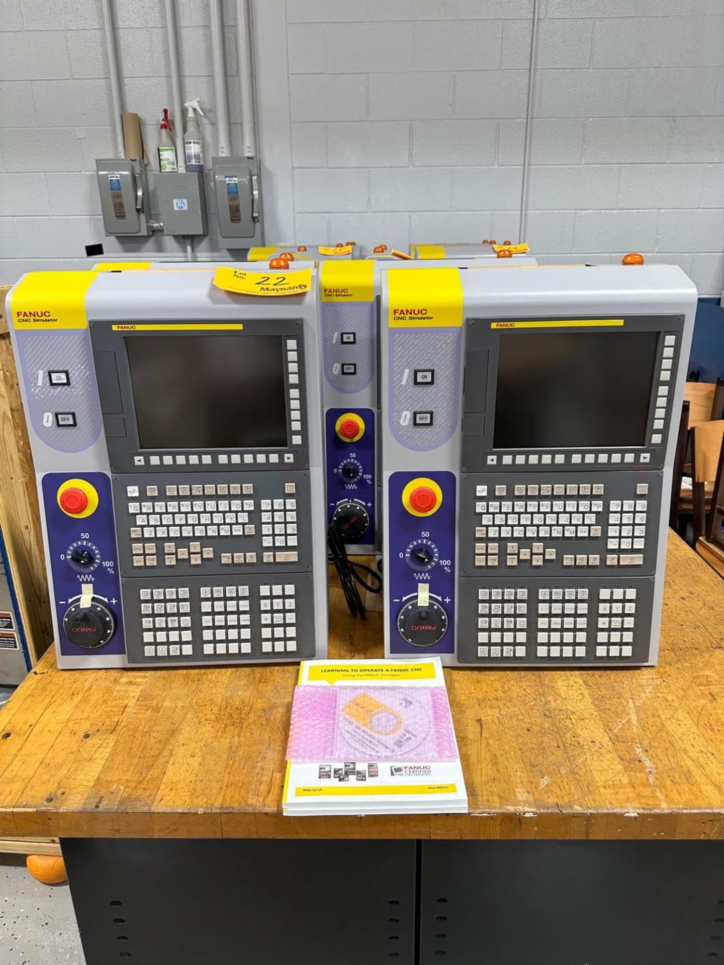 Fanuc A02B-0158-B100 (4) CNC Simulators