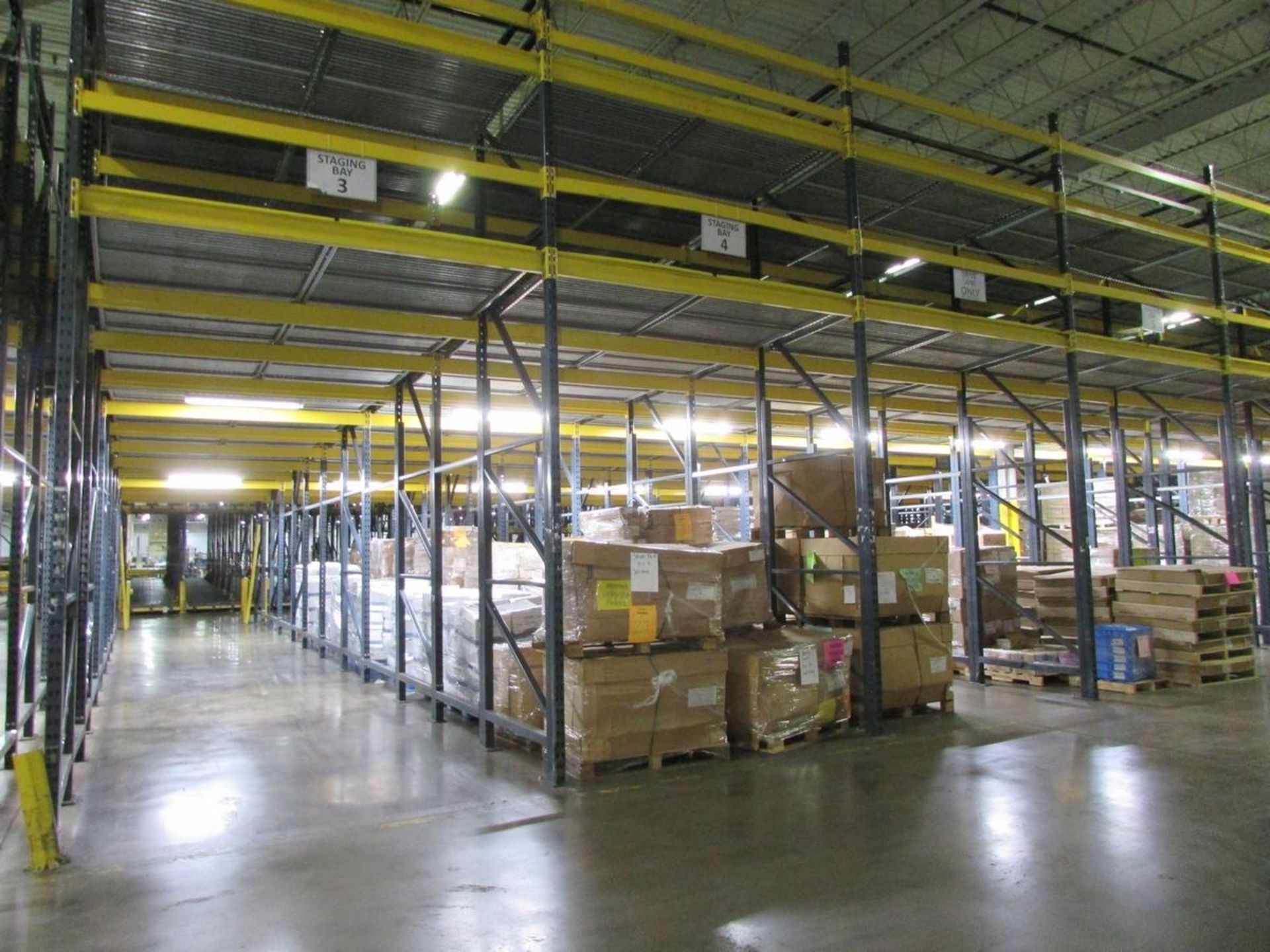 (30) Sections of Adjustable Gravity Flow Pallet Racking - Image 5 of 6