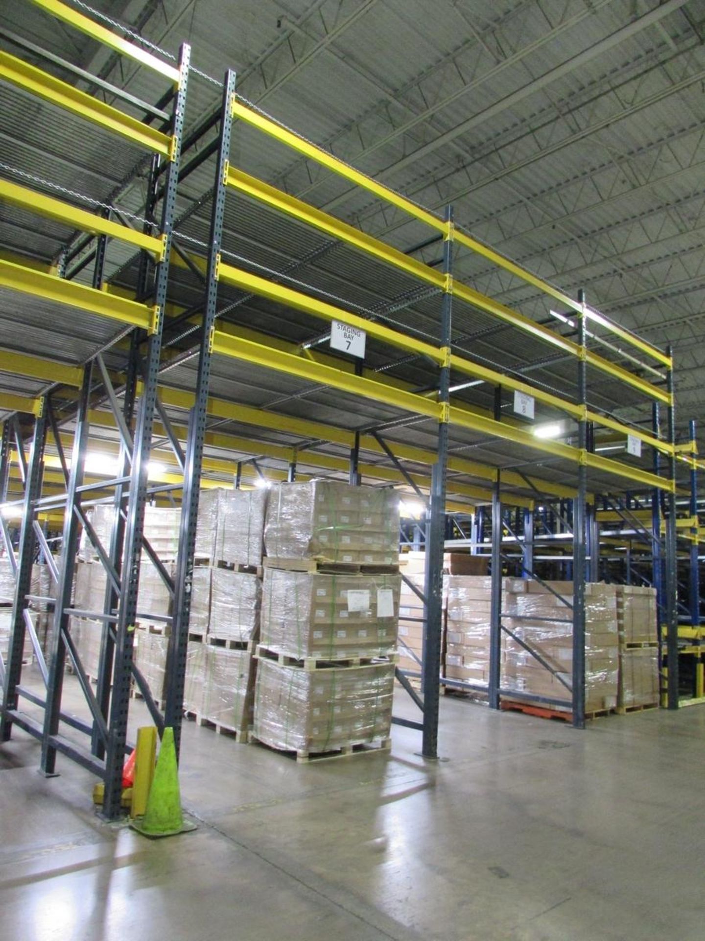 (18) Sections of Adjustable Gravity Flow Pallet Racking - Image 4 of 6
