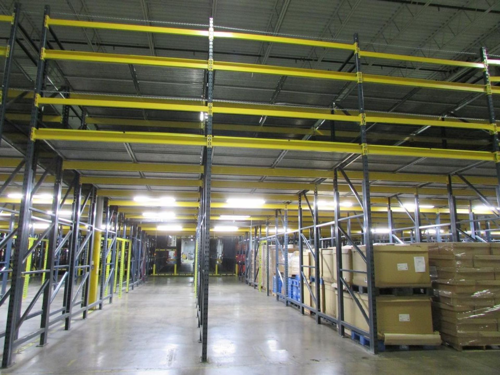 (30) Sections of Adjustable Gravity Flow Pallet Racking - Image 5 of 6