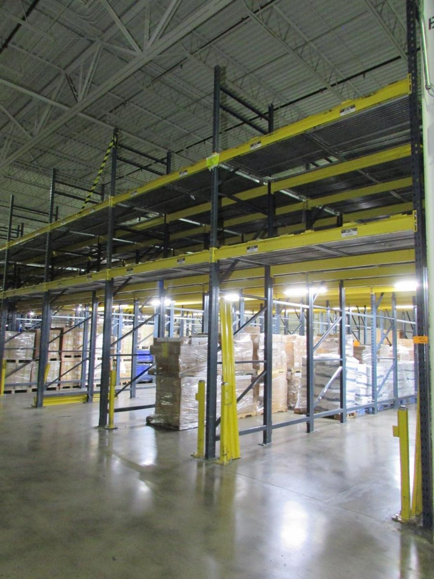 (30) Sections of Adjustable Gravity Flow Pallet Racking - Image 3 of 6