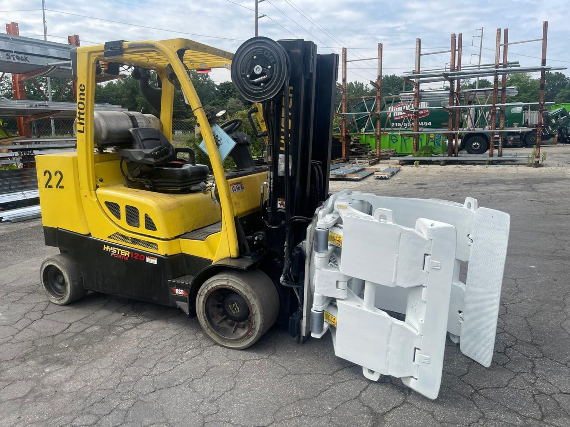 12,000 POUND HYSTER S120FTPRS FORKLIFT - Image 5 of 11