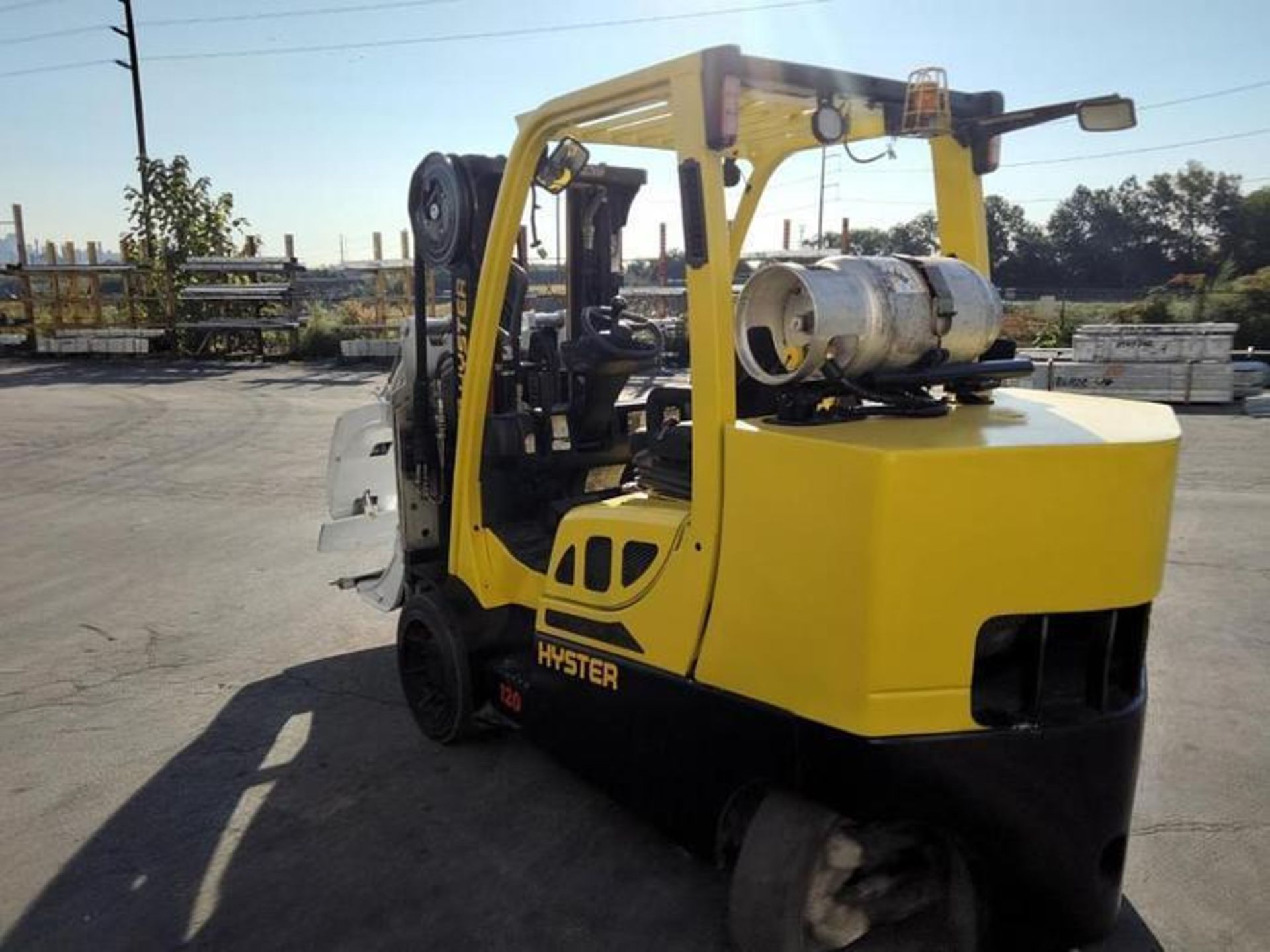 12,000 HYSTER FORKLIFT S120FT-PRS ROLL CLAMP TRUCK - Image 3 of 6