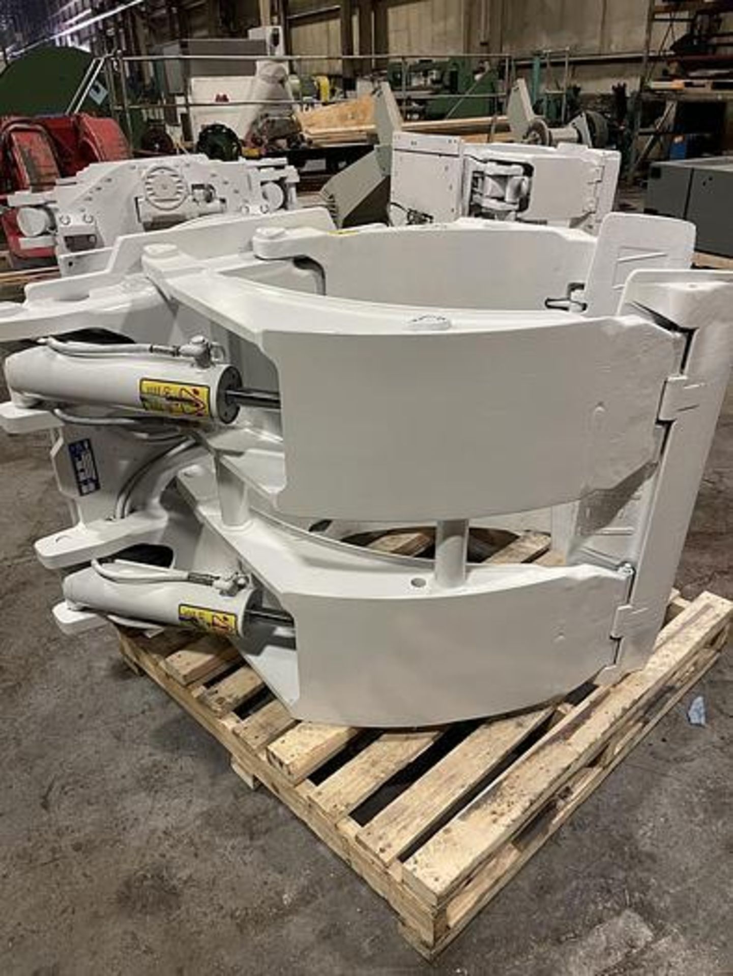 60" CASCADE PAPER ROLL CLAMP MODEL 90F-RCP CLASS IV MFG. 2016 - Image 2 of 5