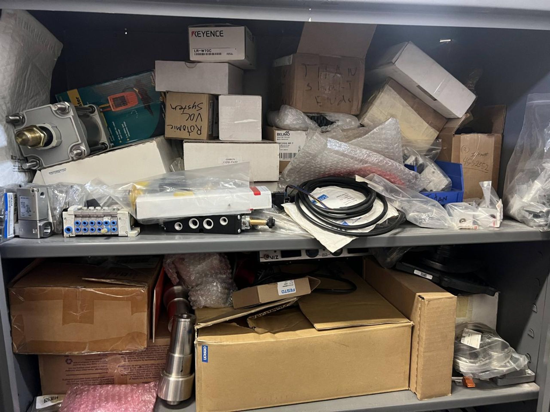 CABINET WITH CONTENTS OF ELECTRICAL PARTS - Image 2 of 5