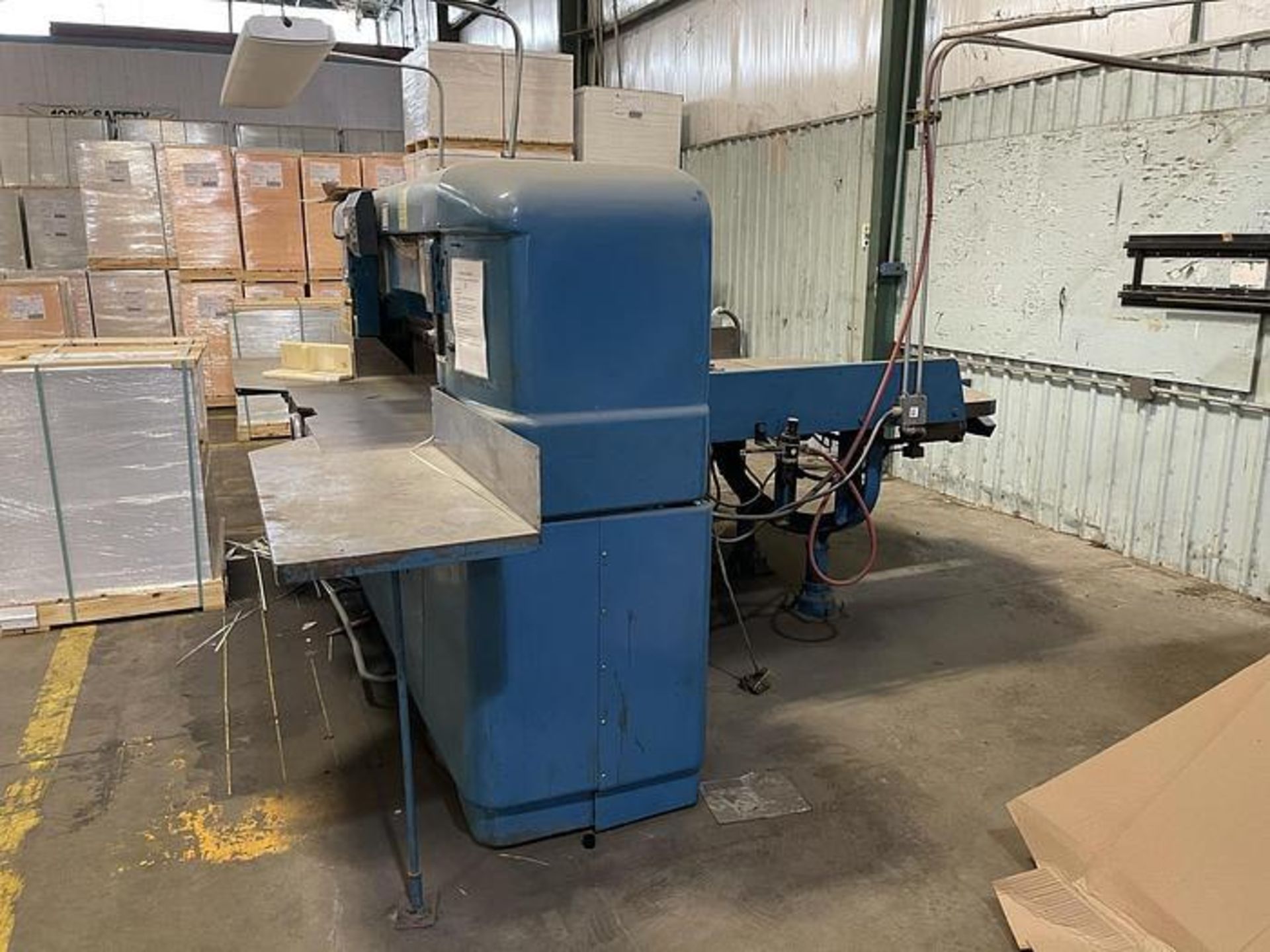 65" SEYBOLD HYDRA SPACER GUILLOTINE CUTTER WITH MICROCUT CONTROLLER - Image 6 of 6