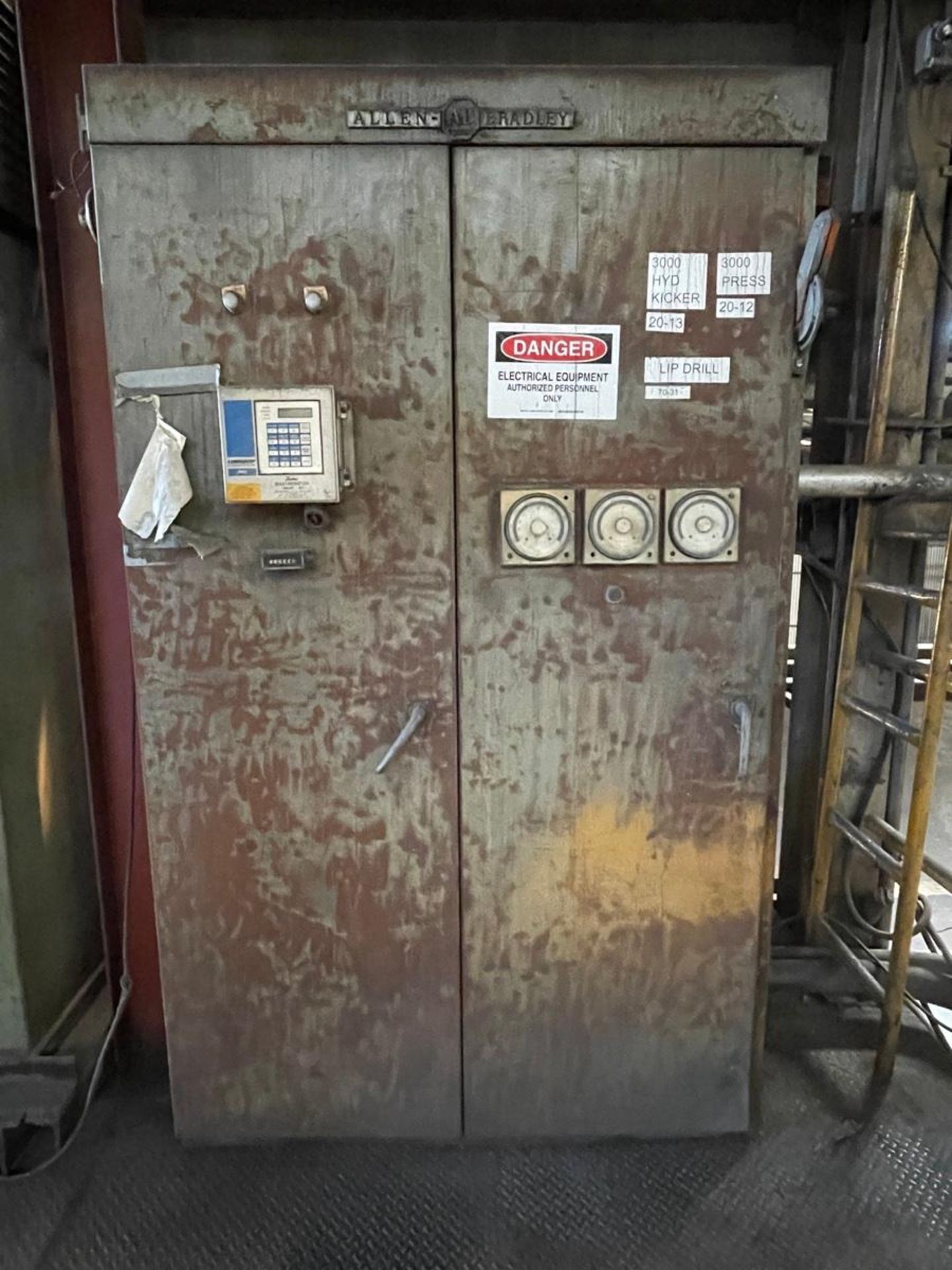 Ajax 3,000 Ton Mechanical Hot Forging Press - Image 10 of 12