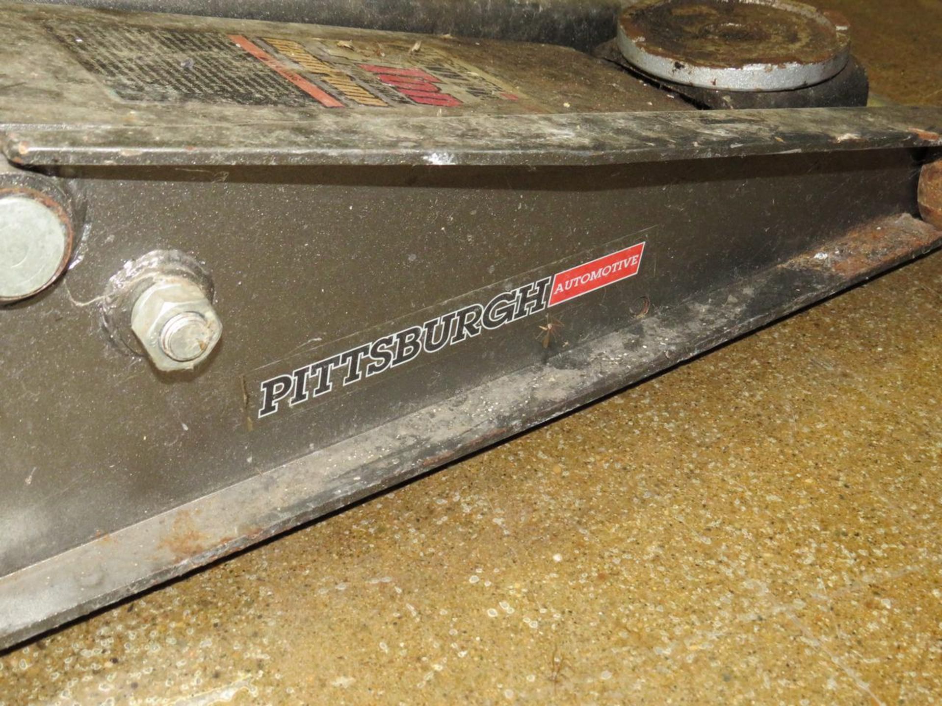 Pittsburgh 4 Ton Floor Jack - Image 3 of 5