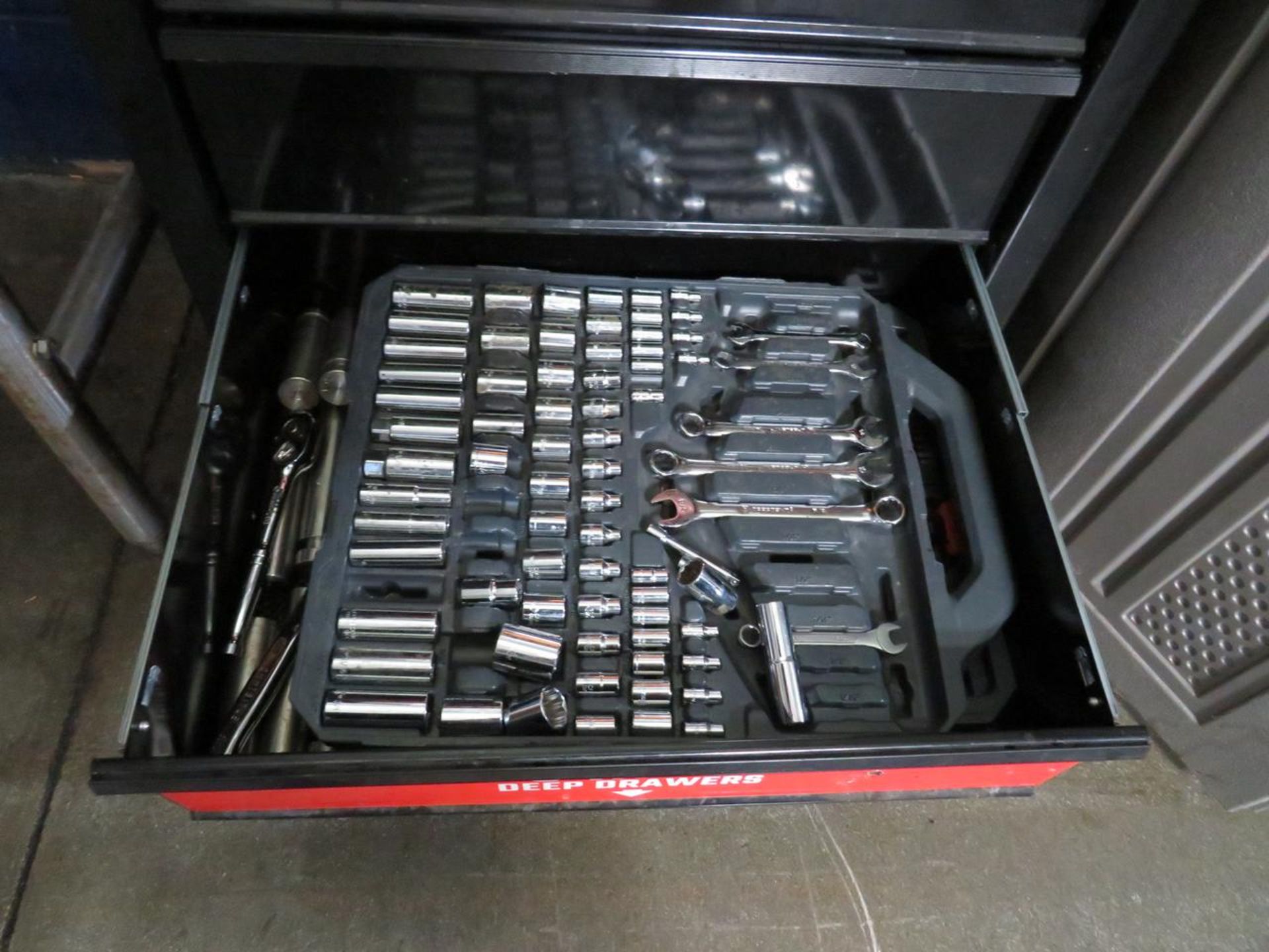 Codi Includes Tools & Socket Sets - Image 7 of 7