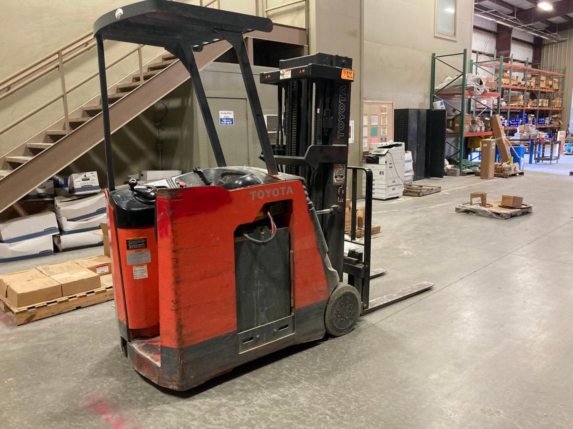 Toyota 7BNCU15 3,000-Lb Capacity Electric Forklift - Image 2 of 6