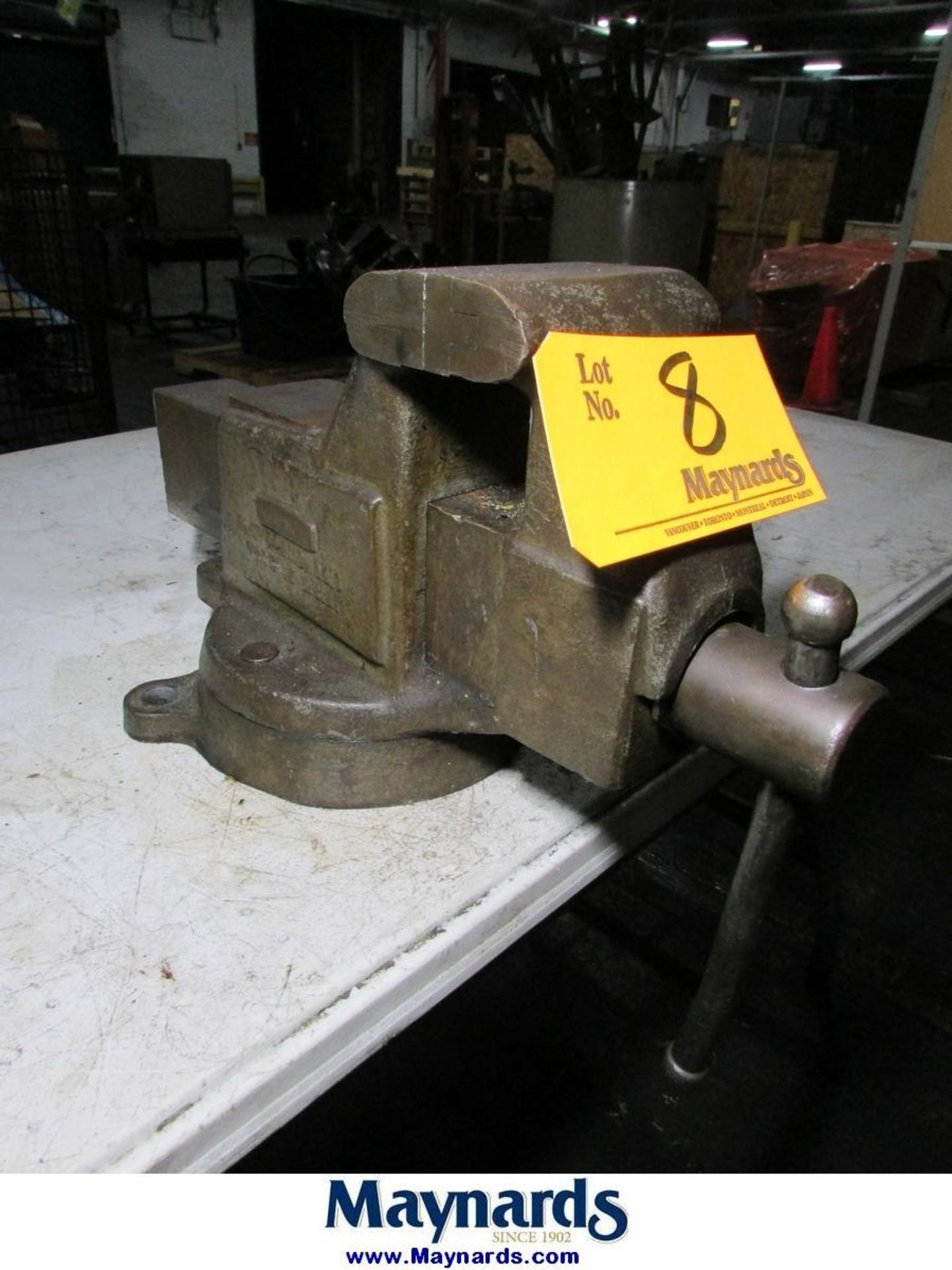 Columbian No. 604 M2 4" Benchtop Vise with Rotary Base