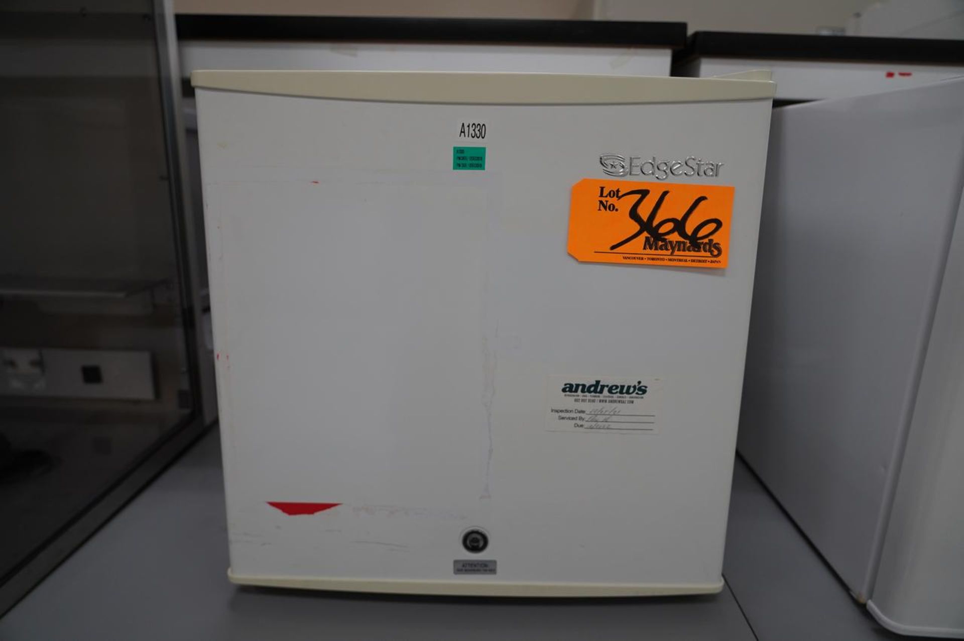 EgdeStar CMF151L-1 Compact Household Freezer