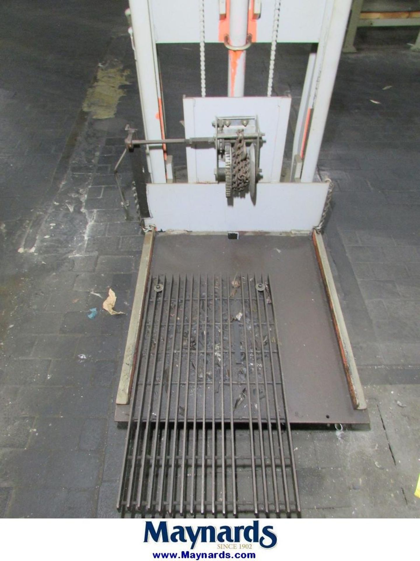 Hydraulic Foot Pedal Walk-Behind Stacker - Image 3 of 6