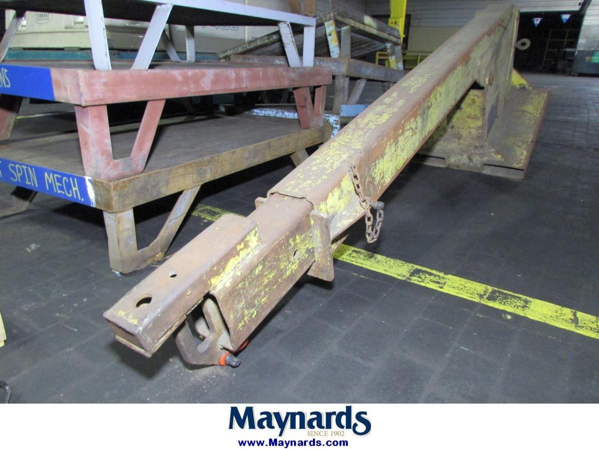 3000-Lb. Telescoping Jib Fork Truck Lifting Attachment - Image 4 of 5