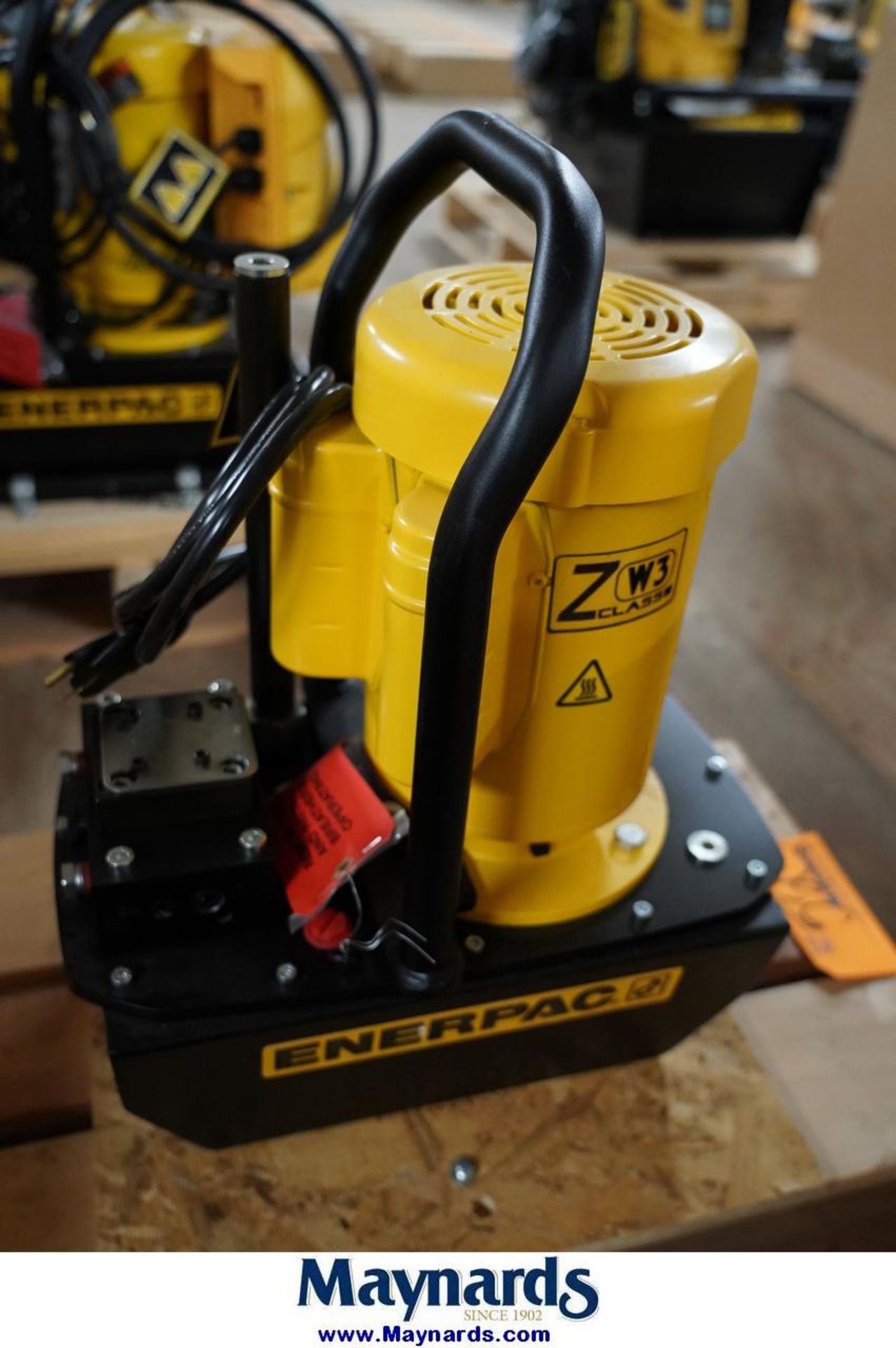 Enerpac ZW3008GI-11 ZE3 Class Electric Hydraulic Work holding Pump - Image 3 of 6