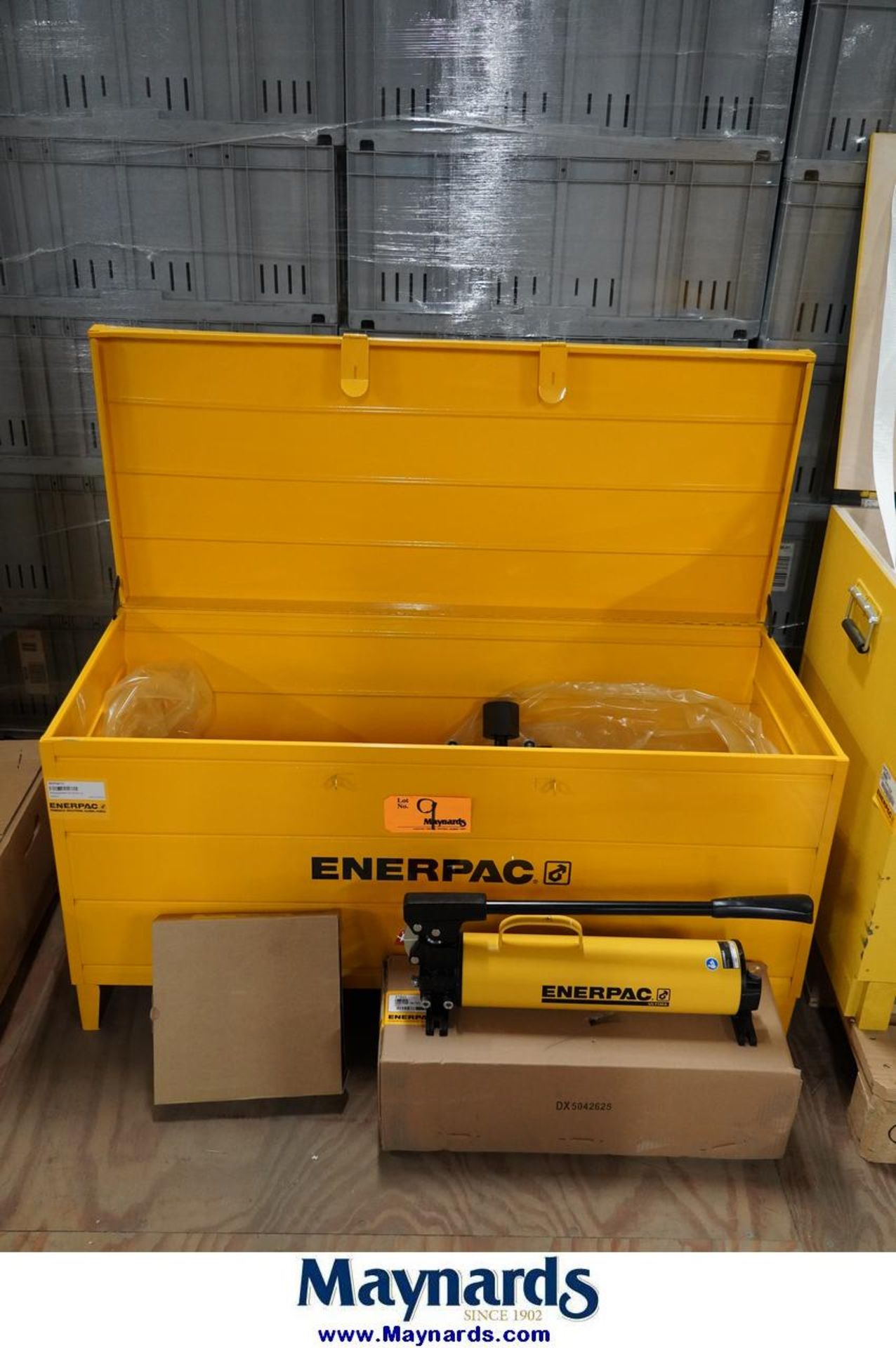 Enerpac BHP561G 25 Ton Hydraulic Cross Bearing Puller Set - Image 2 of 13