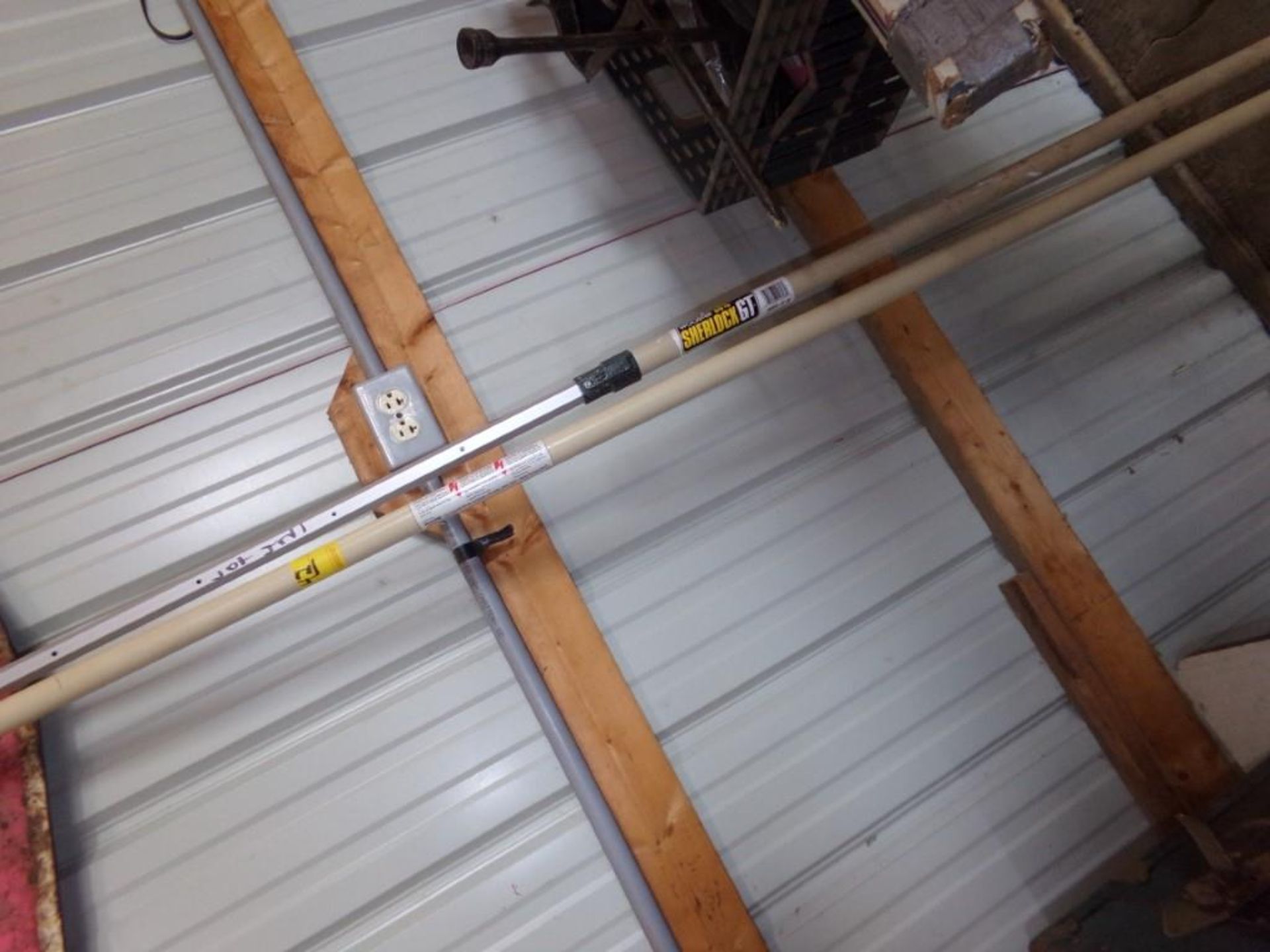 (2) Wooster Extendable Poles