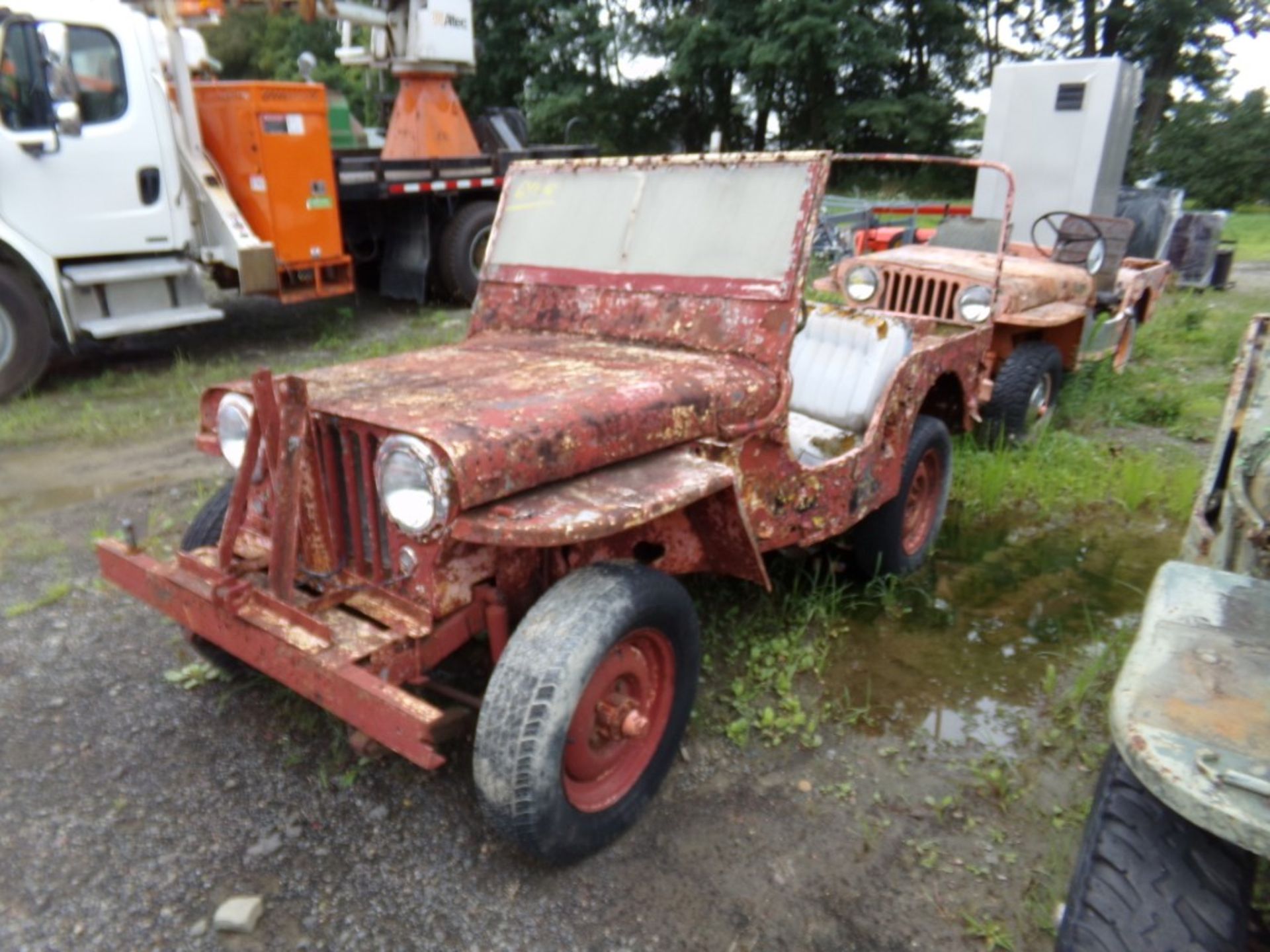 1946 Willy's Jeep, Red, w/Windshield, Vin #: 52610 -HAVE TRANS. REG. / OPEN TO ALL BUYERS - Needs