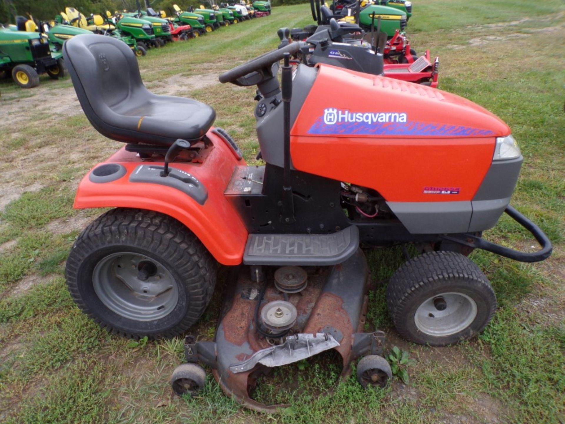 Husqvarna GTH2654, Riding Mower w/54'' Deck, 26 HP, Briggs & Stratton Engine, 550 Hours (5303) - Image 2 of 2