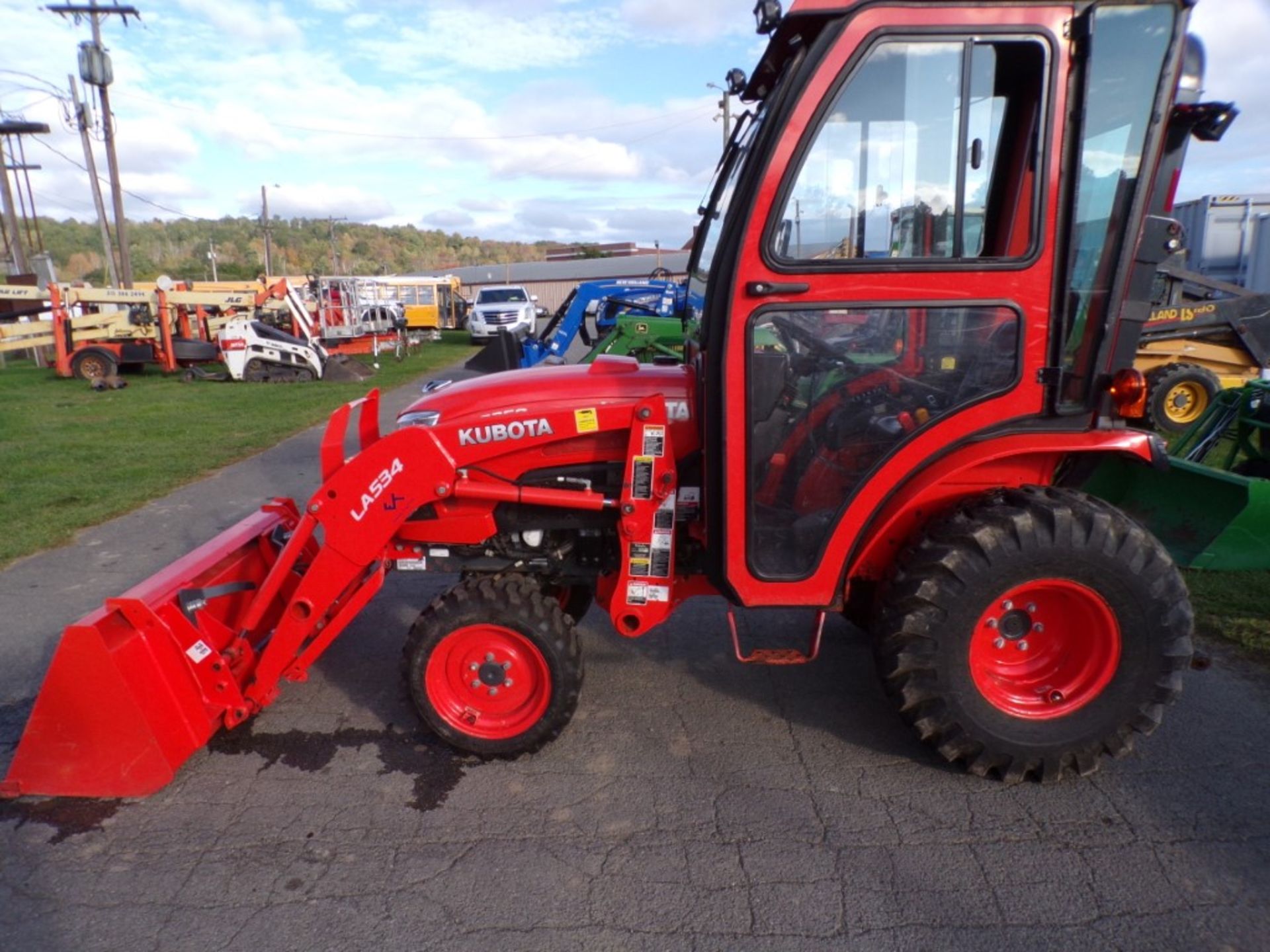 Kubota B3350 4WD Compact Tractor w/Loader and Sims Hard Door Cab, R4 Tires, 1002 Hrs, S/N -
